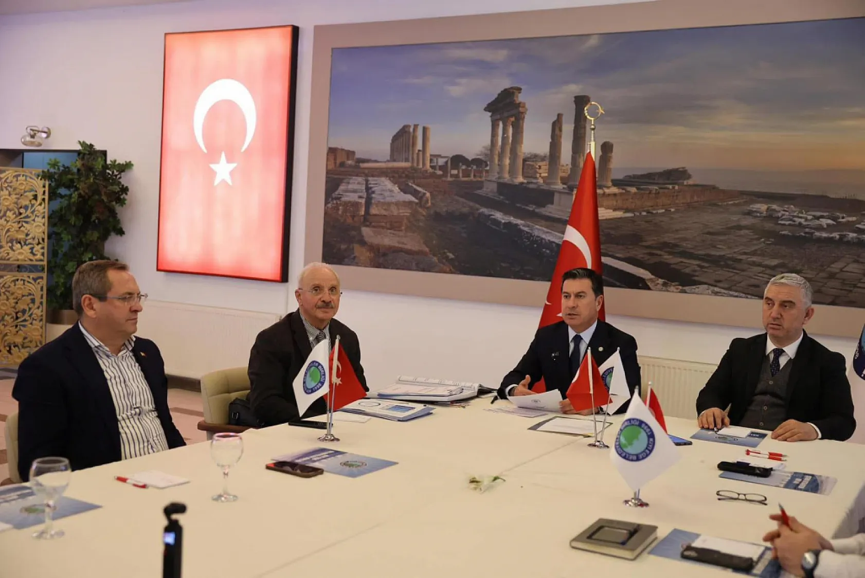 Kıyı Ege Belediyeler Birliği Bergama'da Toplandı