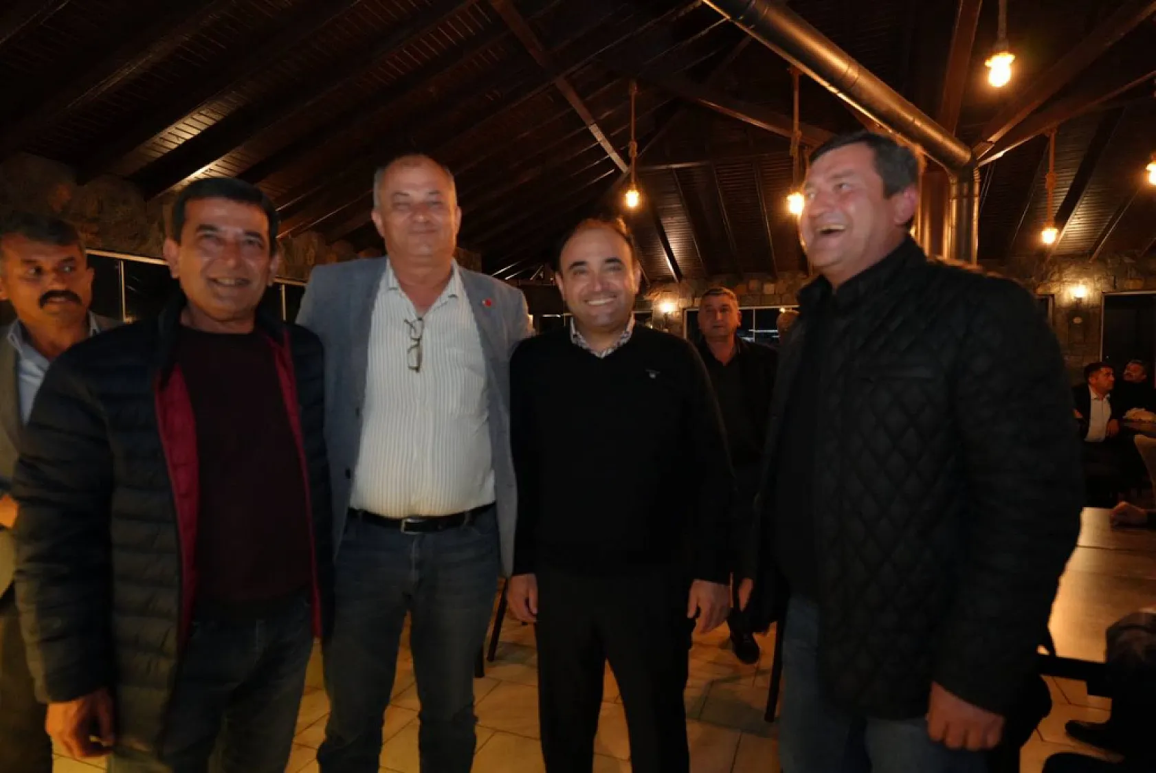 Başkan Akdenizli, Muhtarlar ve STK'lar İle İftarda Buluştu