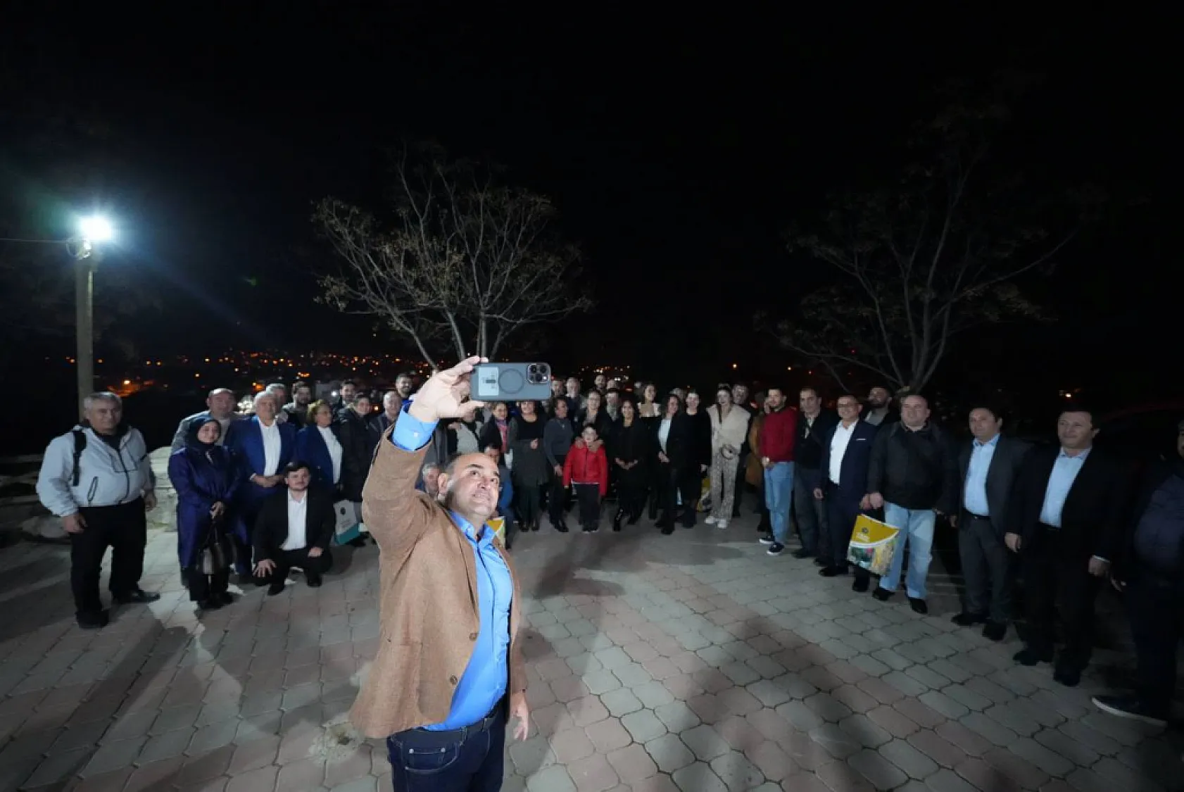 Başkan Akdenizli 'Gazeteciler, Önemli Bir Kamu Görevini Yerine Getirmektedir'
