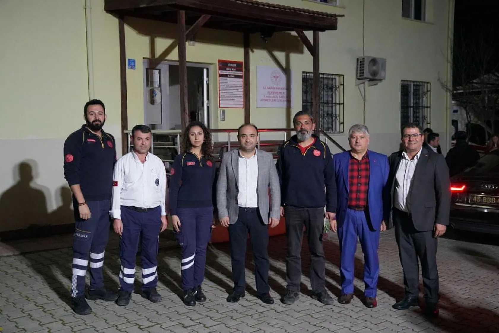 Başkan Akdenizli, Yılın Son Akşamı Görev Başındaki Personeli Ziyaret Etti
