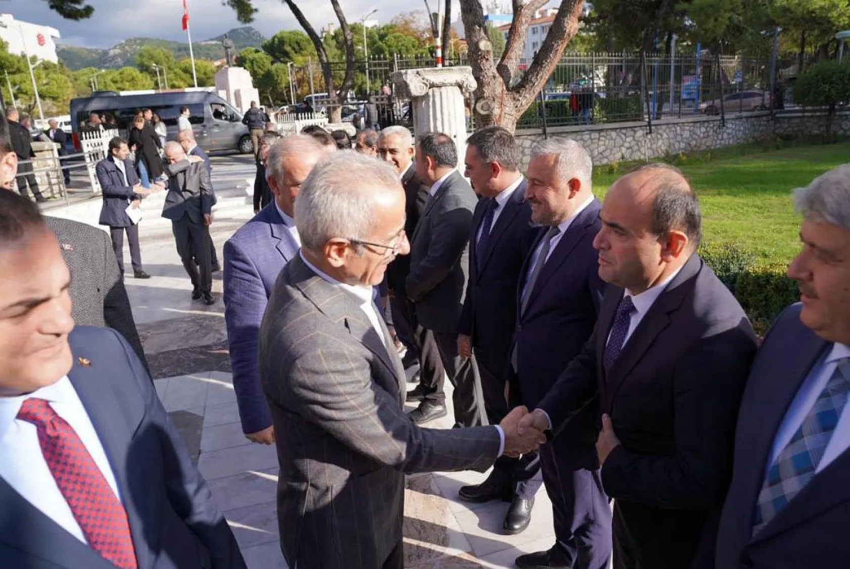 Başkan Akdenizli, Bakan Uraloğlu'ndan Söz Aldı