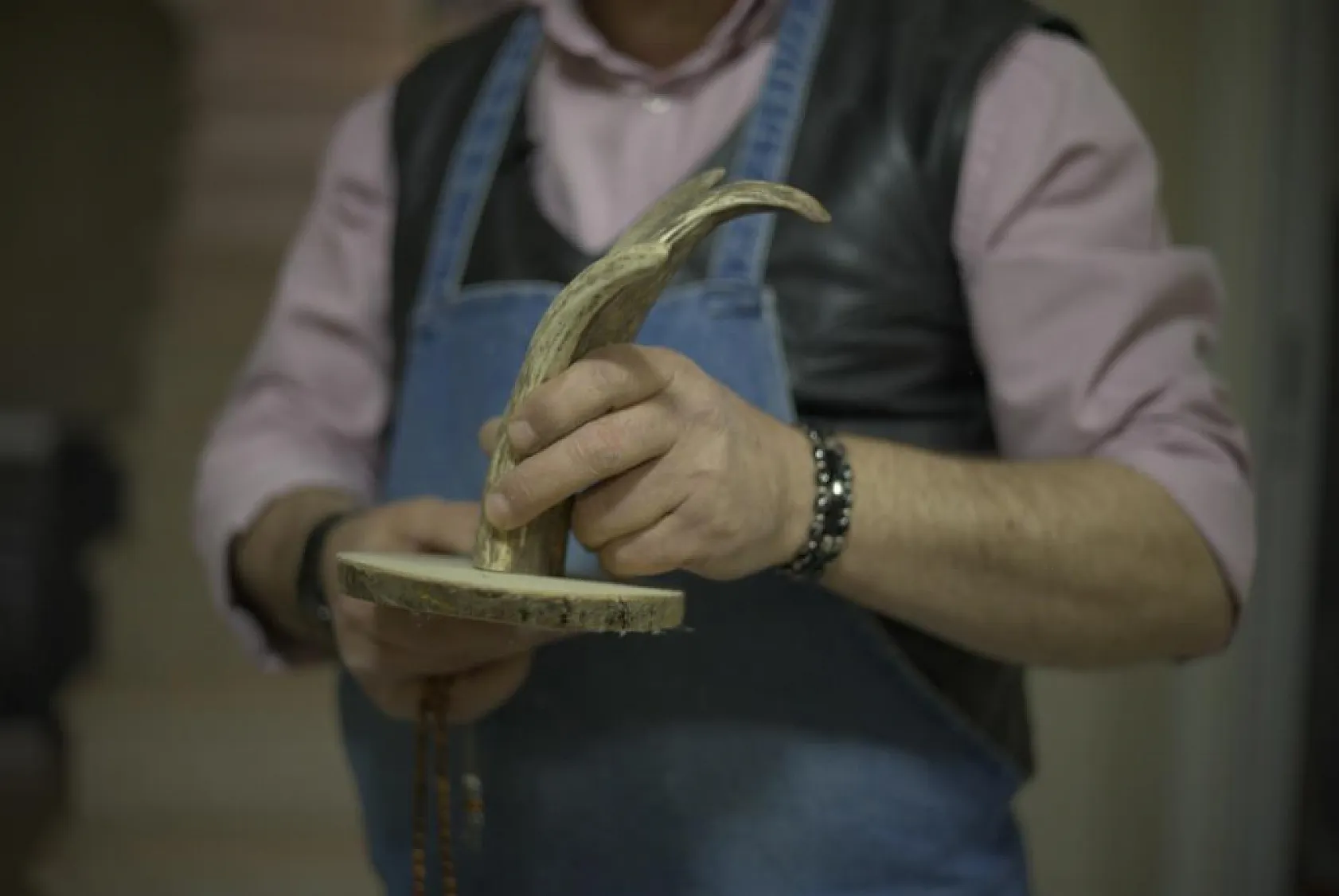 20 yıldır tespih yapan usta, mesleğini sanat olarak tanımlıyor