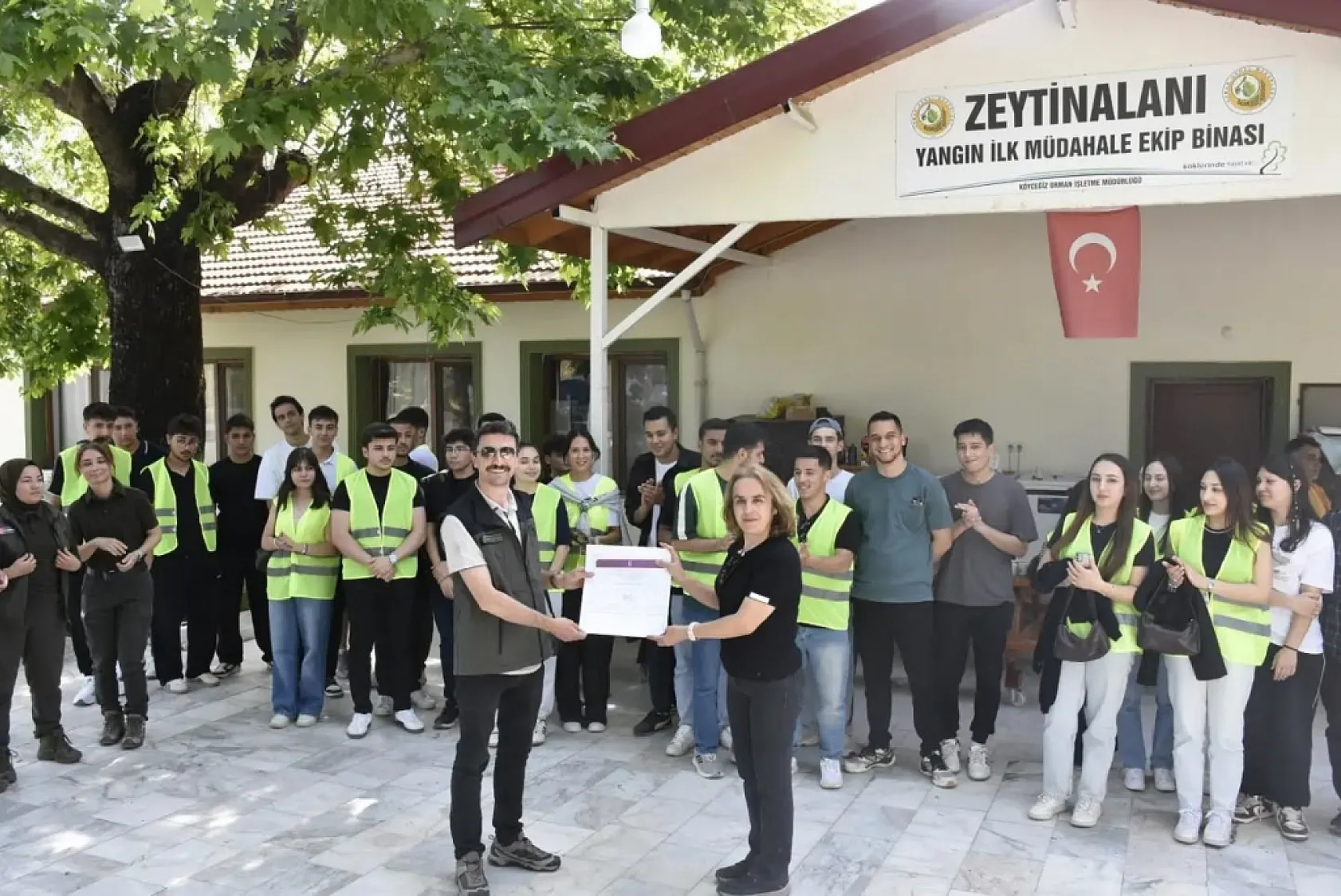 Köyceğiz'de Yüksekokul öğrencileri sahada uygulama yaptı