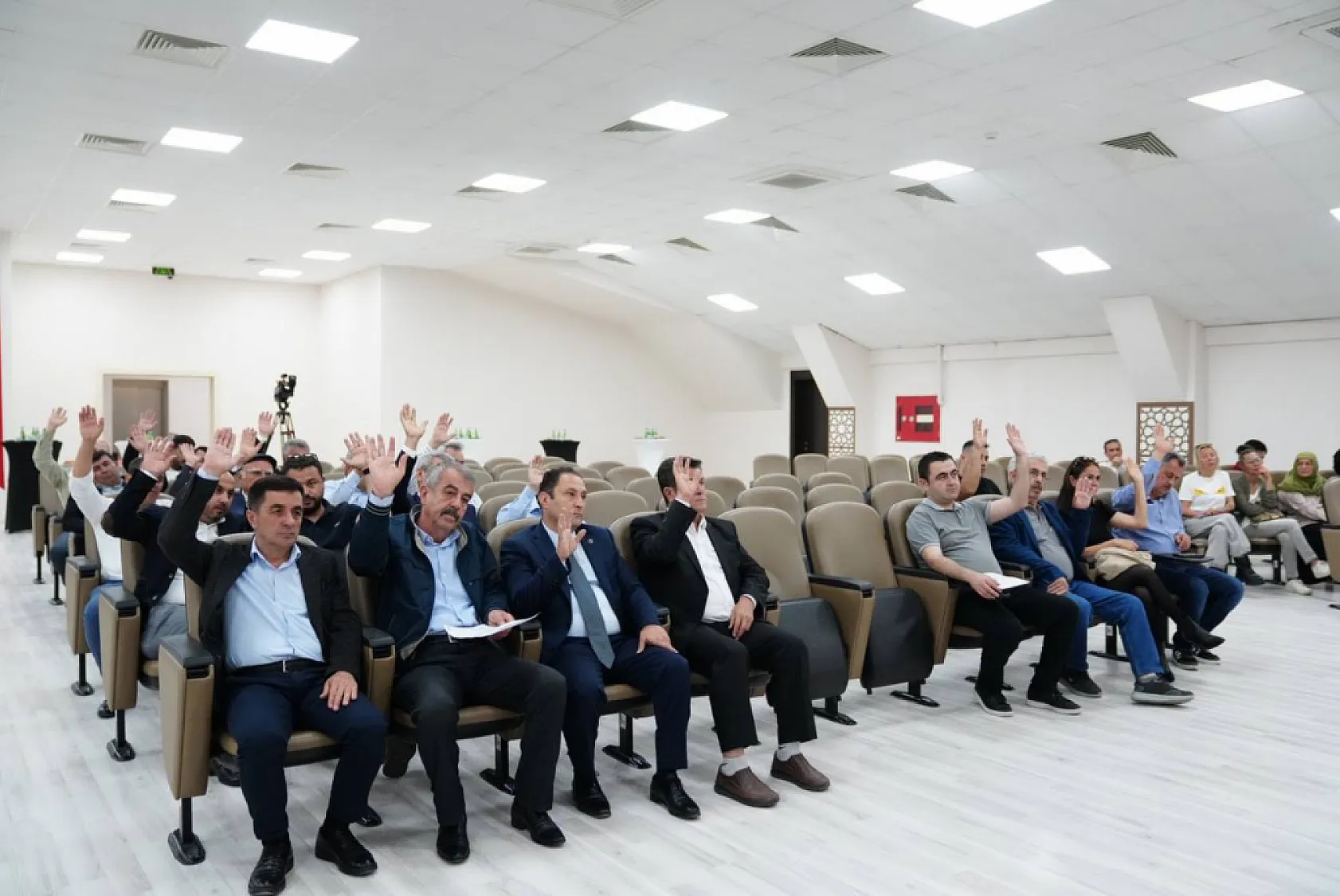 Seydikemer'de pazar esnafı rahat edecek