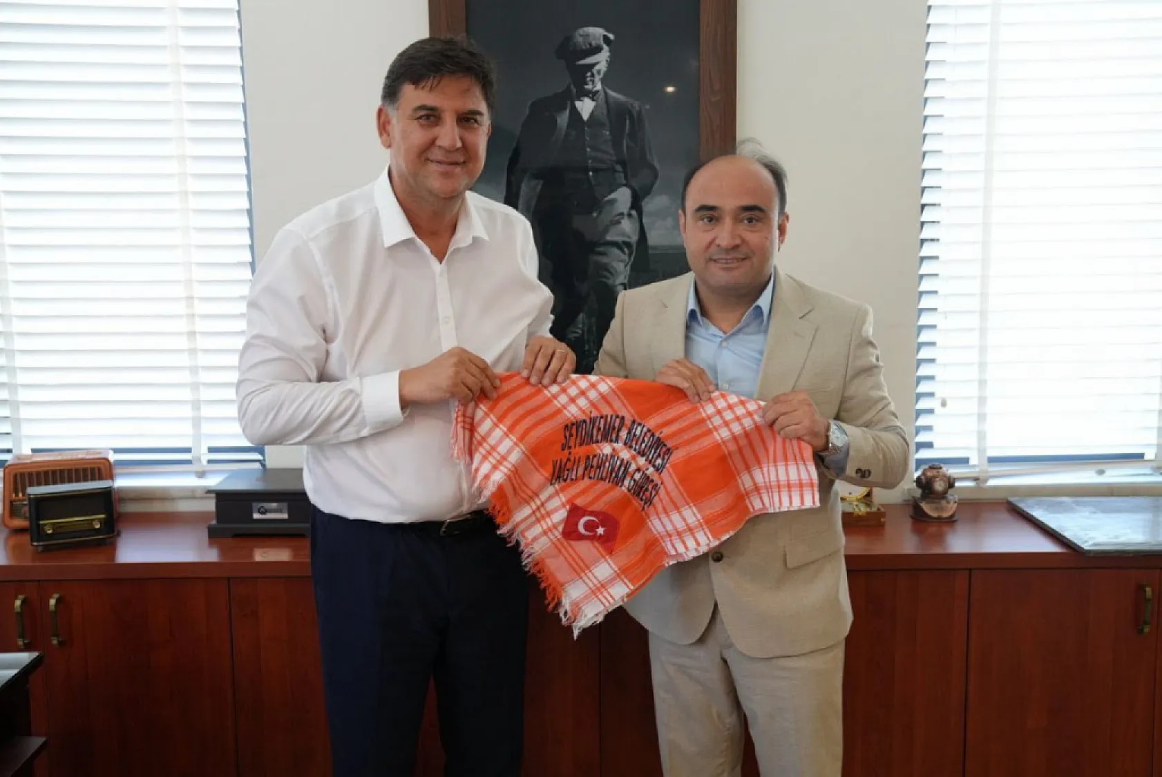 Başkan Akdenizli'den Başkan Karaca'ya Güreş Daveti