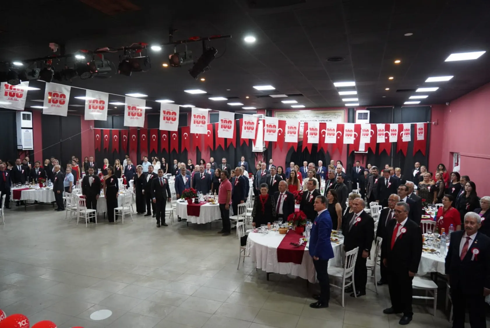 'Cumhuriyet Balosu' Coşkusu