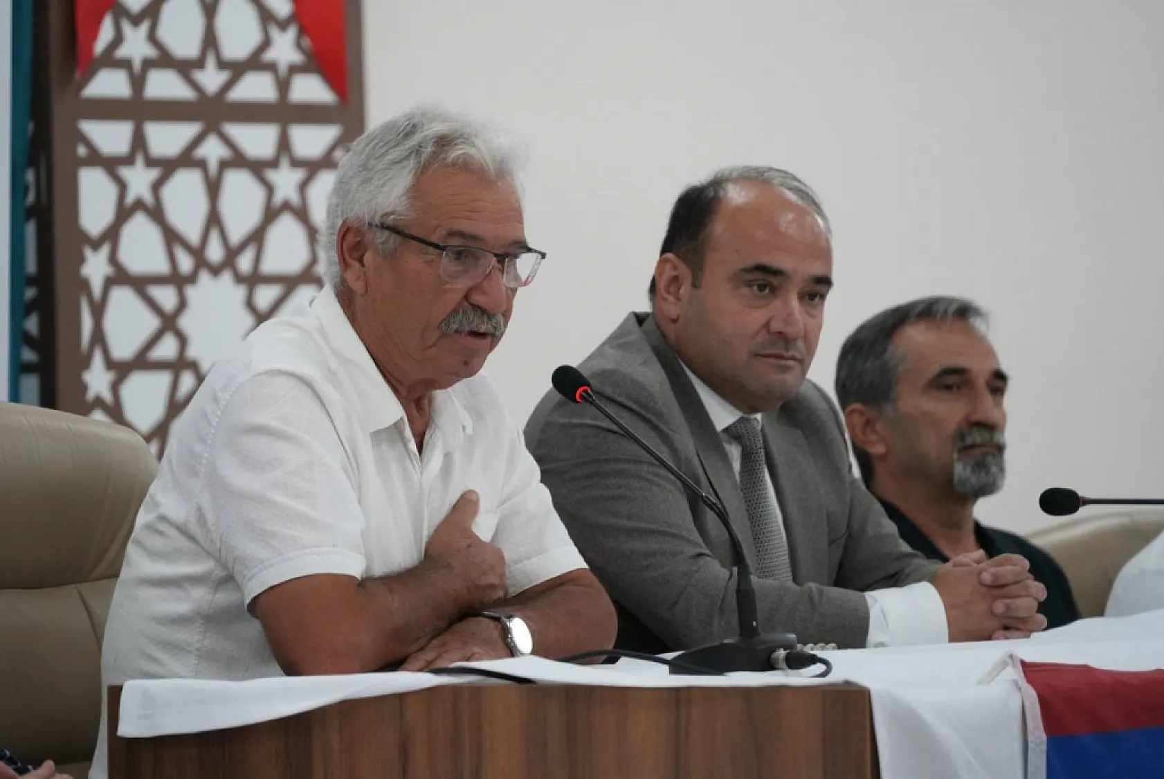 Seydikemerspor'un Ana Sponsoru Özel Lokman Hekim Esnaf Hastanesi Oldu