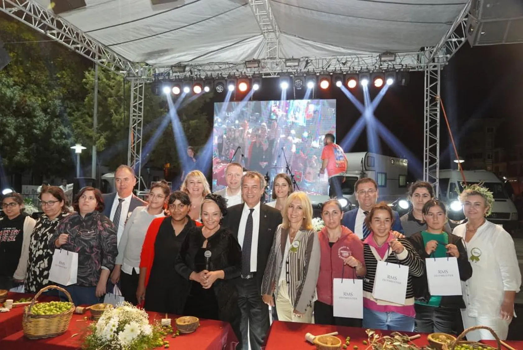 Zeytinyağının başkentinde hasat coşkusu 9. kez yaşandı