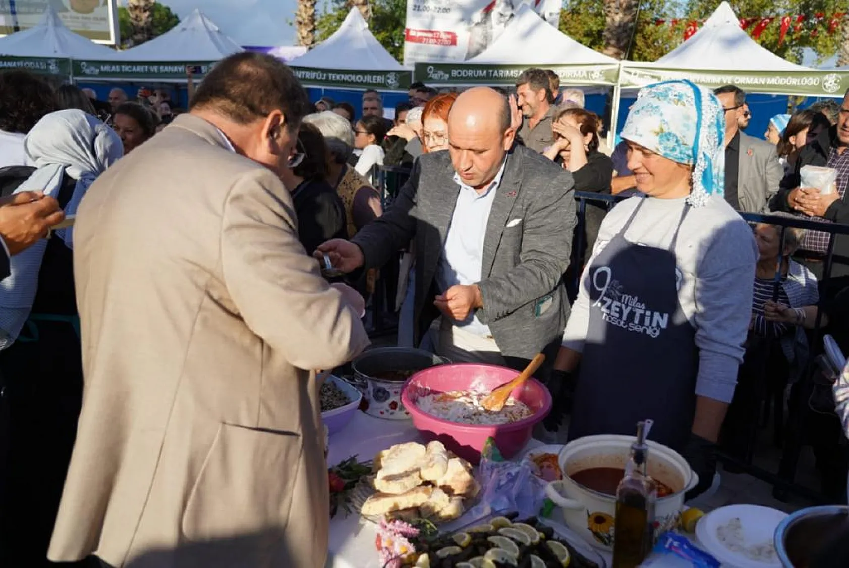 Zeytinyağının başkentinde hasat coşkusu 9. kez yaşandı