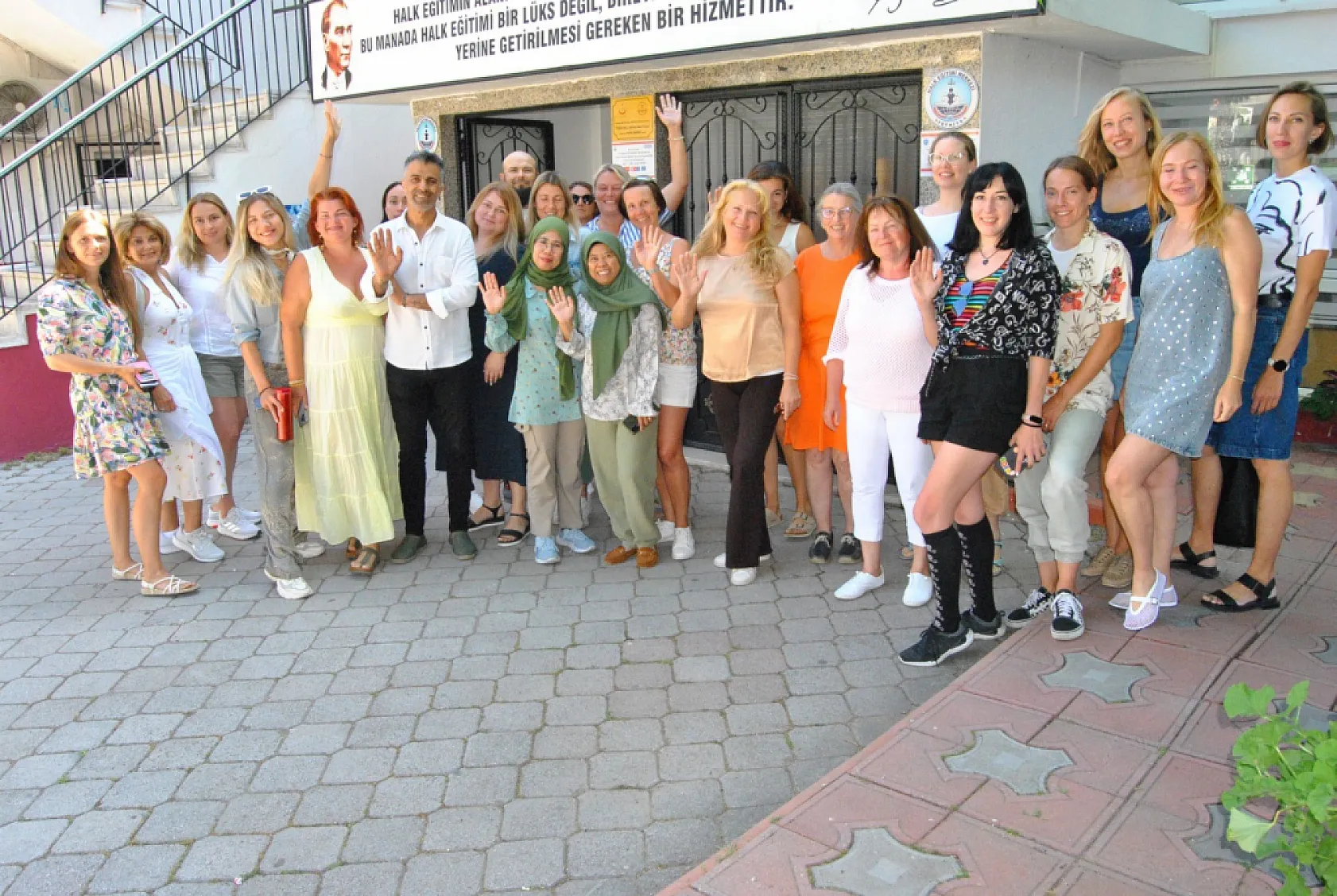 Fethiye'nin yabancıları Türkçe öğreniyor