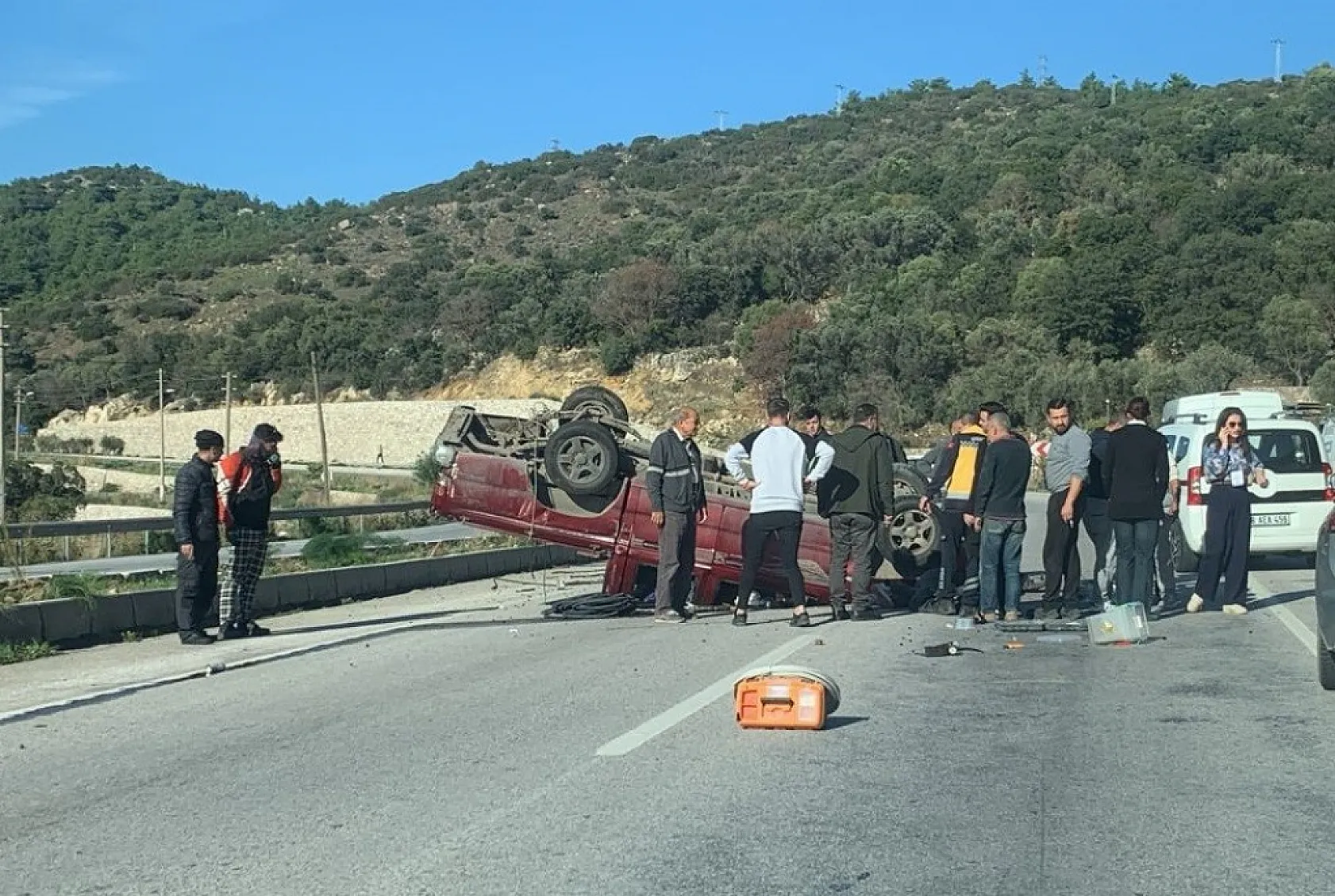 Bodrum'da kamyonet sürücüsü hayatını kaybetti