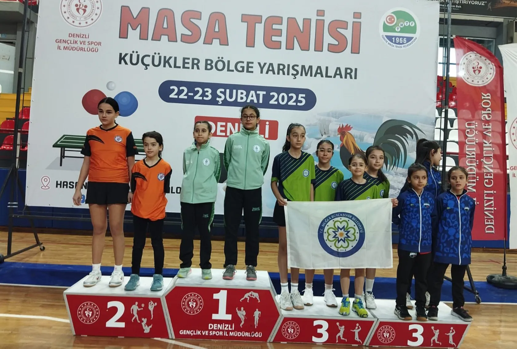 Büyükşehir Masa Tenisi takımı 57 takım arasında üçüncü oldu