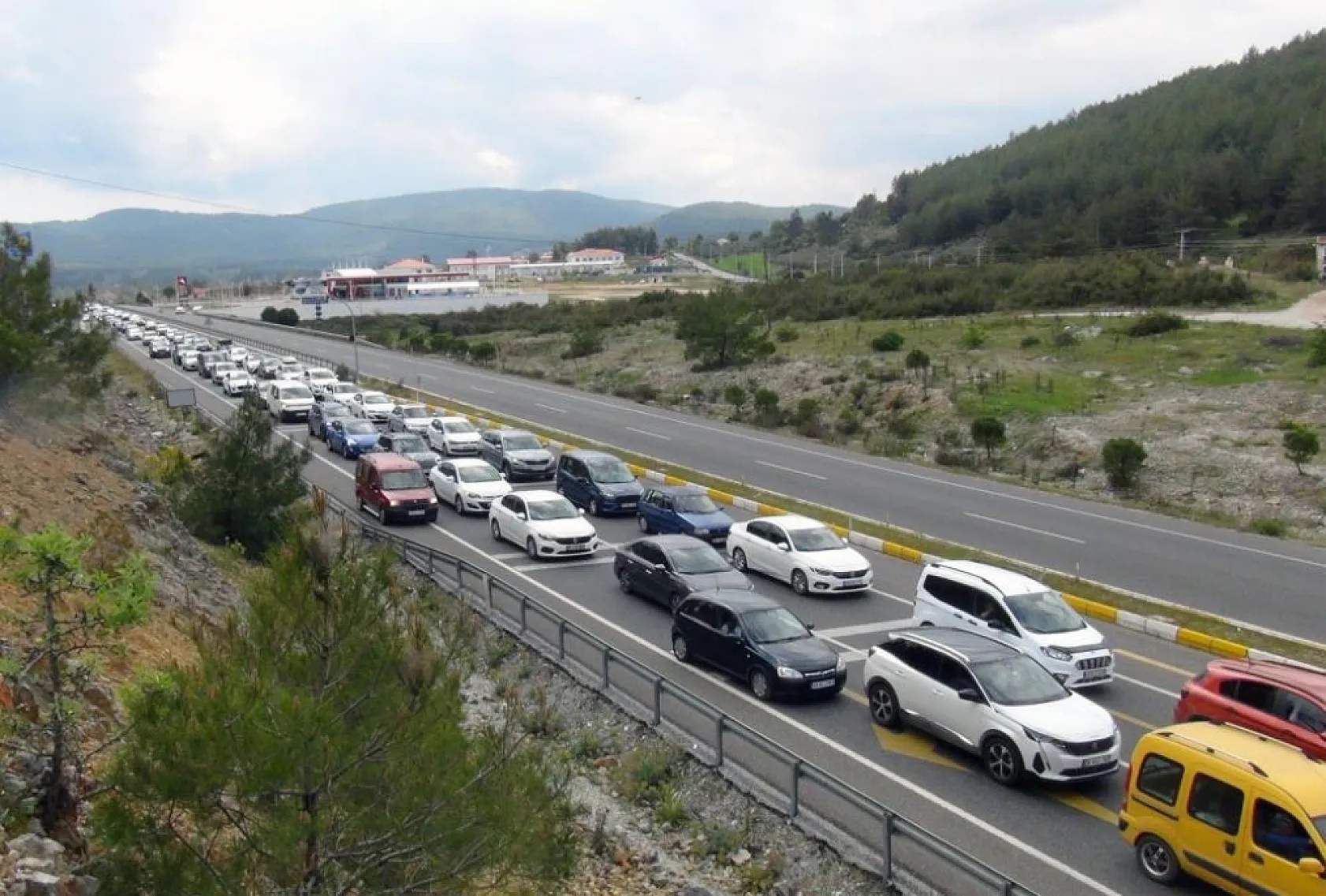TÜİK Verilerine Göre Muğla'da 2025 Yılı Motorlu Araç Sayısı Açıklandı