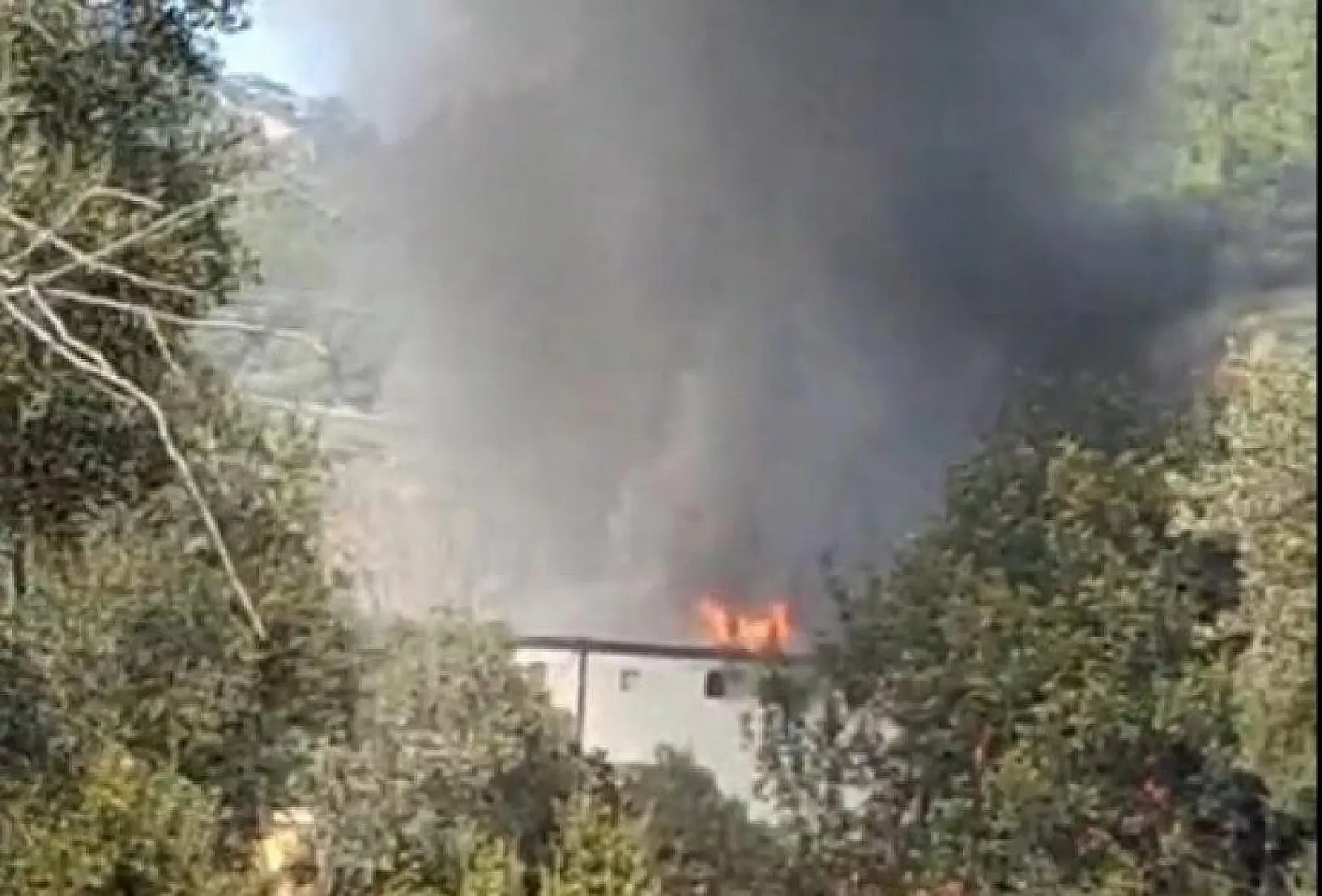 Konteynerler Alev Alev Yandı, Korku Dolu Anlar Yaşandı