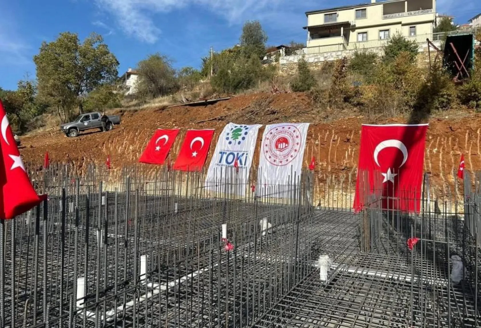 Kavaklıdere'de 9'uncu toplu konut için temel atıldı