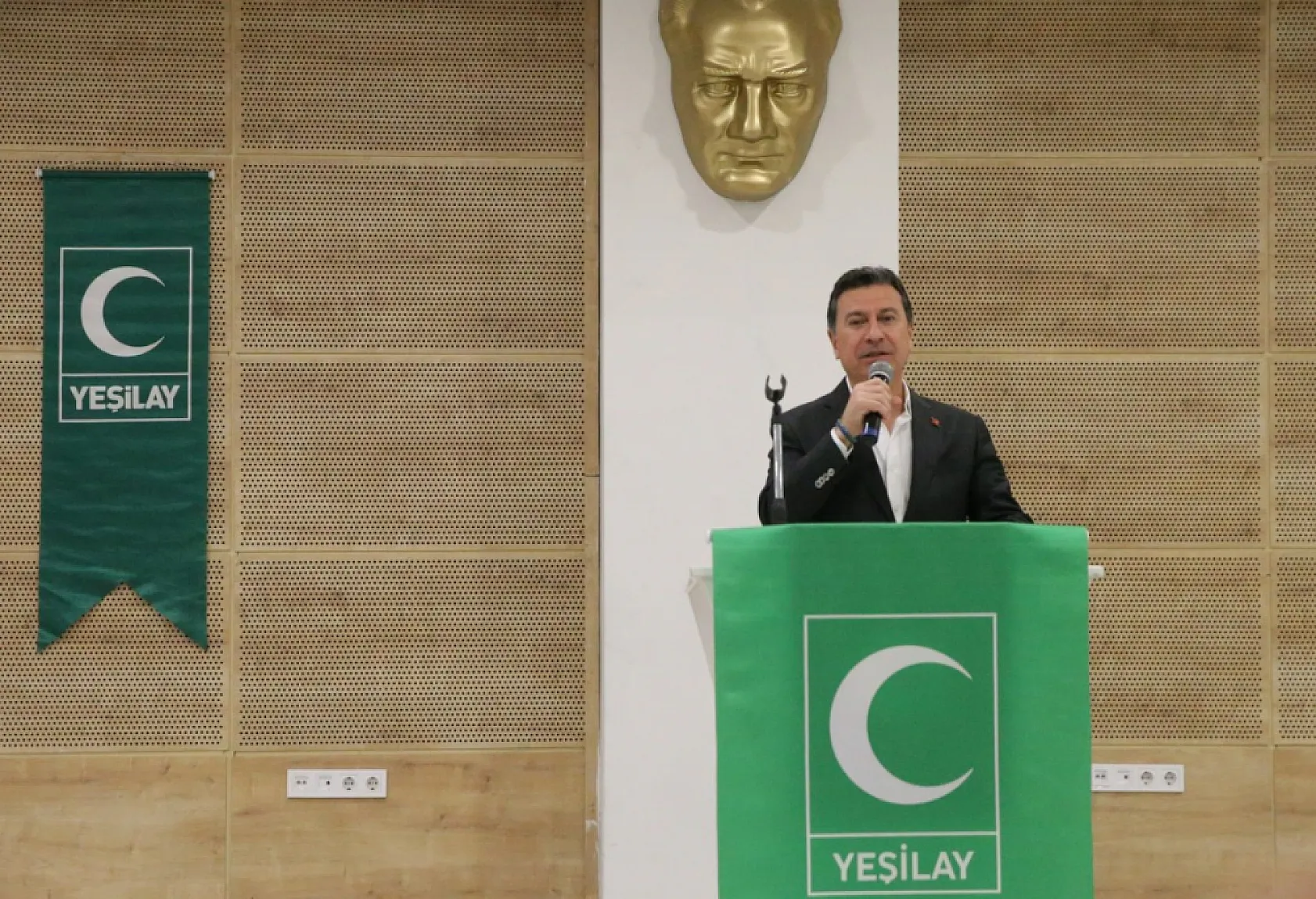 Türkiye Yeşilay Cemiyeti Muğla Şubesi, Yeşilay gönüllülerine iftar verdi