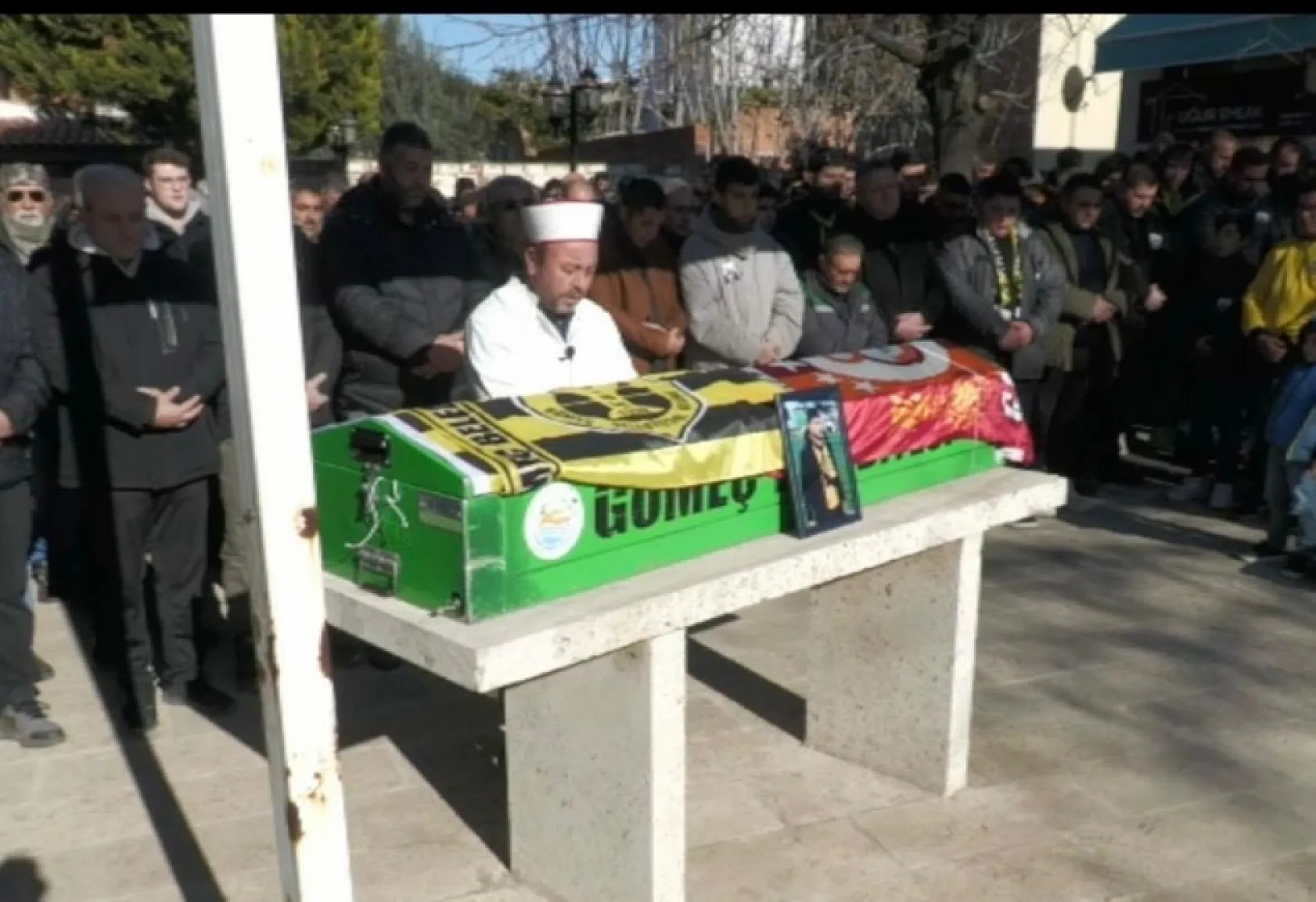 İstediği verilmeyince restorana tüfekle saldırdı: 1 ölü, 3 yaralı