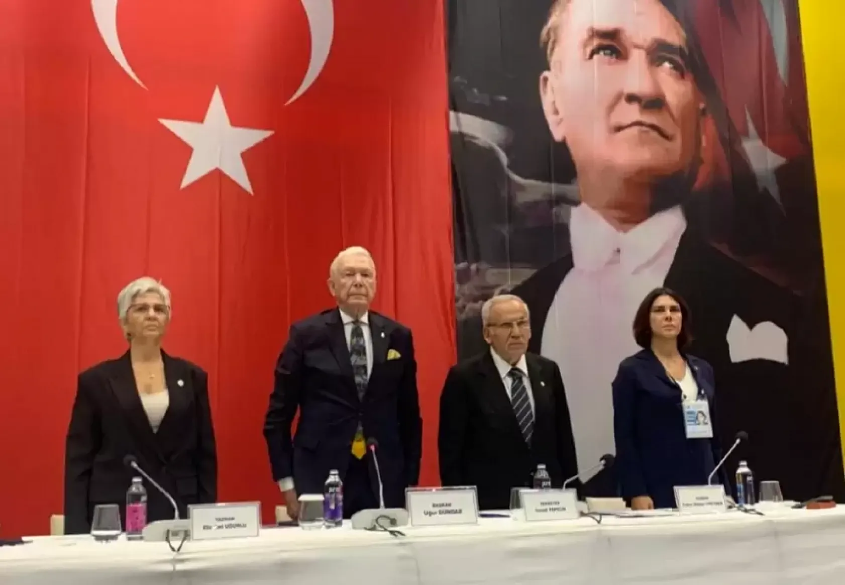 Fenerbahçe'de YDK Toplantısı, Maçın Suudi Arabistan'da oynanaması için önerge kabul edildi