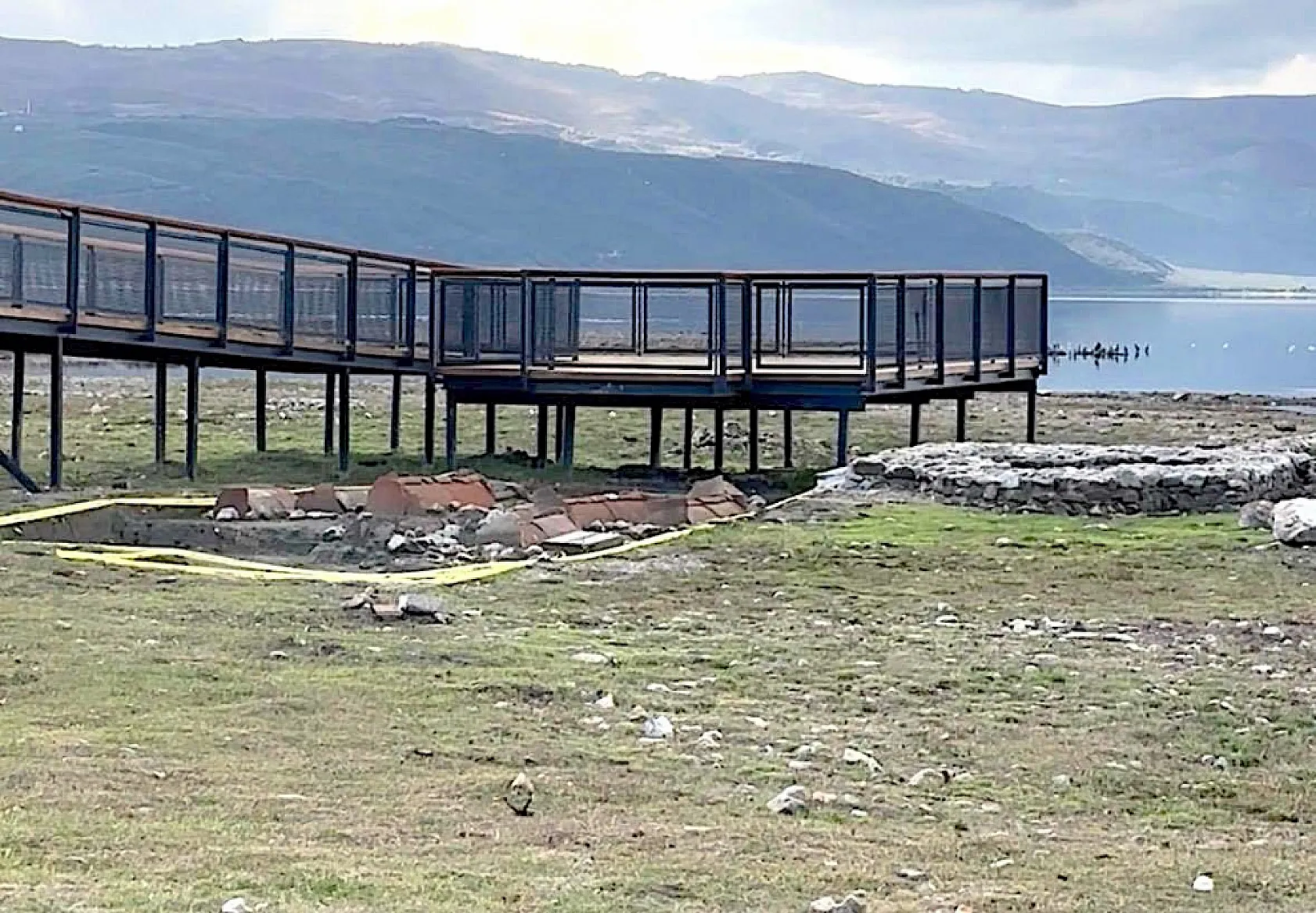 İznik'te Papa ziyareti için mobil baz istasyonları kuruldu, Osmanlı motifli çinilerle hazırlık yapılıyor