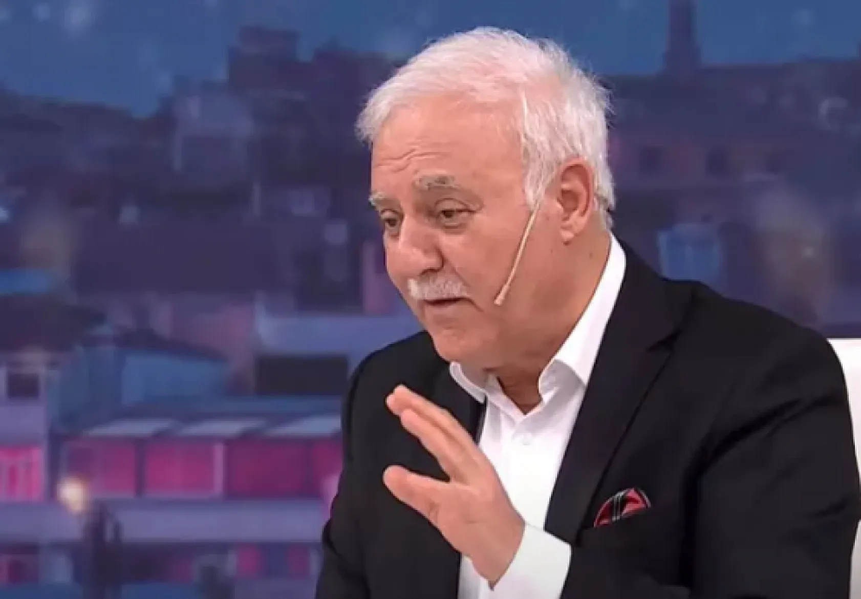 Sorulan büyü sorusu Nihat Hatipoğlu ve stüdyodakileri şaşırttı! Bakın cevabı ne oldu?