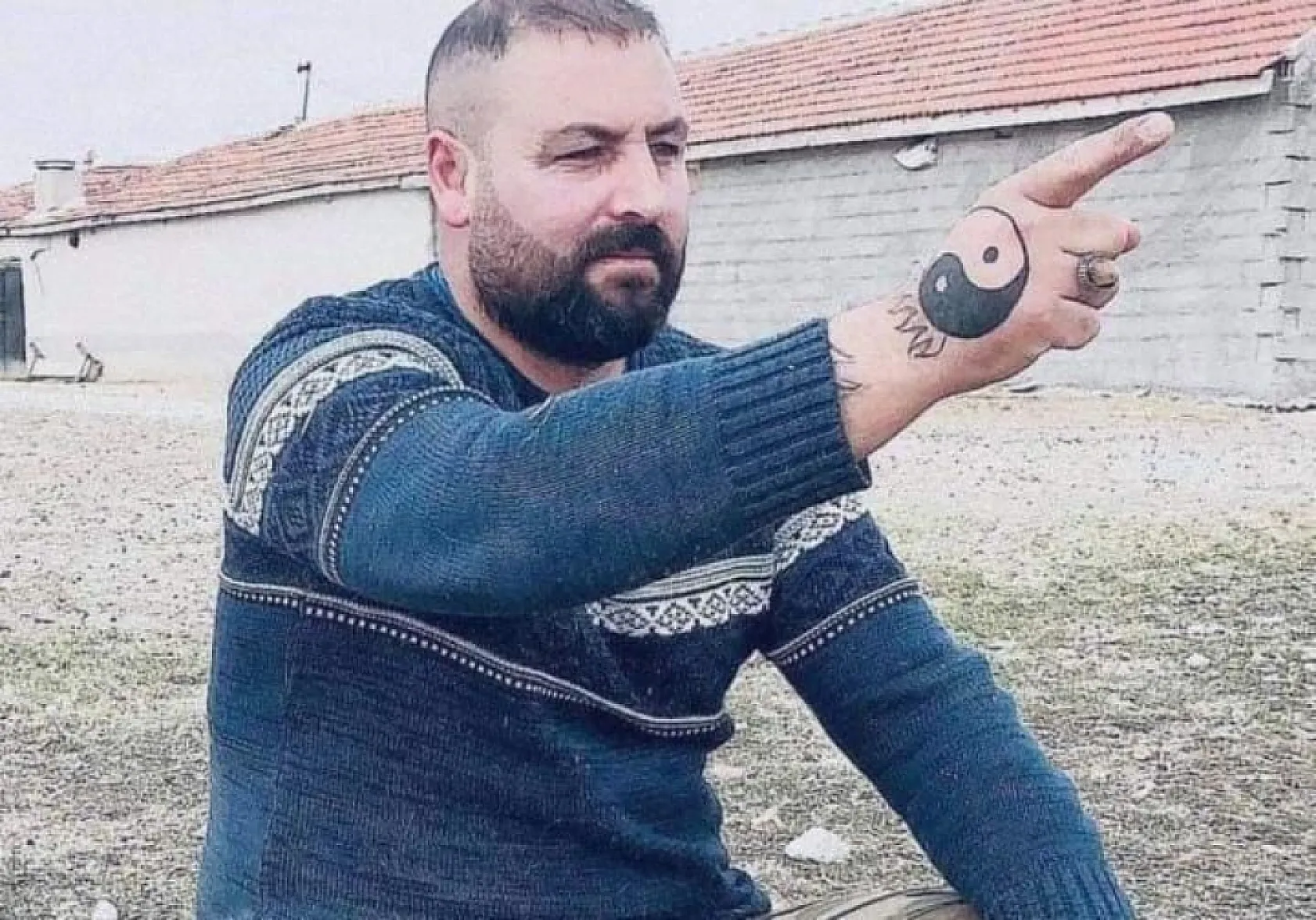 Sözlü tartışma bıçaklı kavgaya döndü: 1 ölü