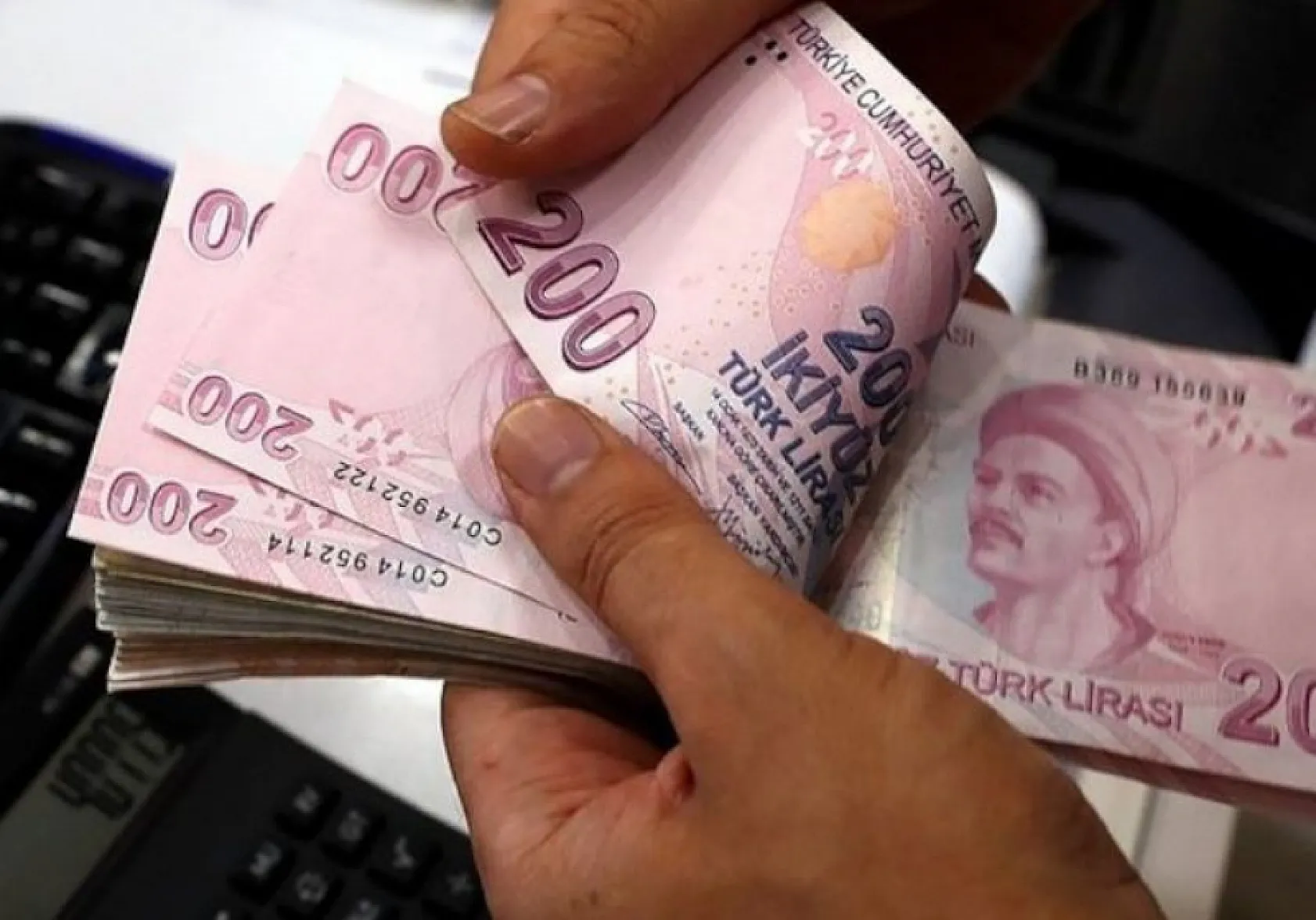 100 bin TL için rekor faiz getirisi İşte yüzde 56 faiz veren banka! 