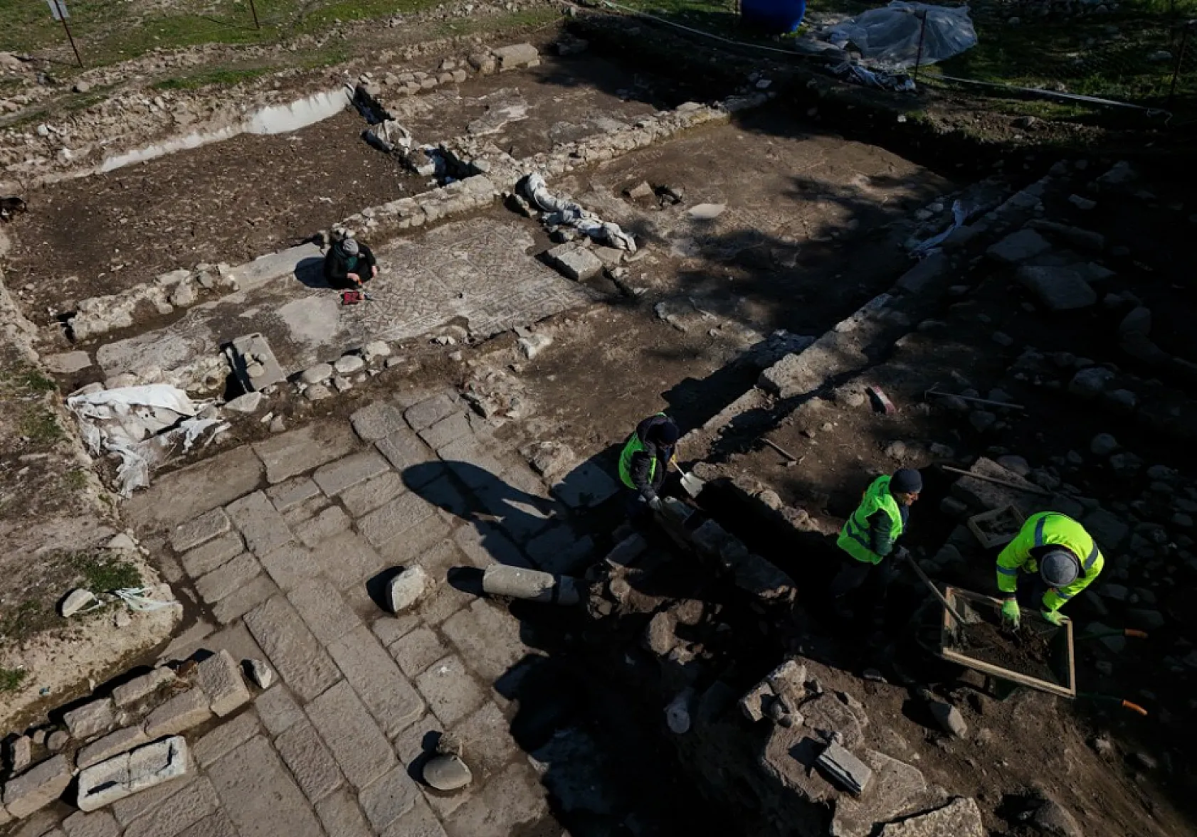 Pergamon'da 'Mozaikli Ev' gün yüzüne çıkarılıyor