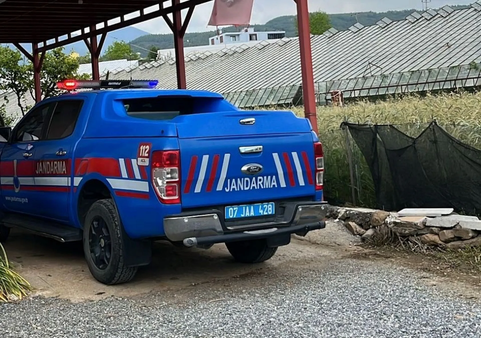 2 çocuk babası depo içerisinde ölü bulundu