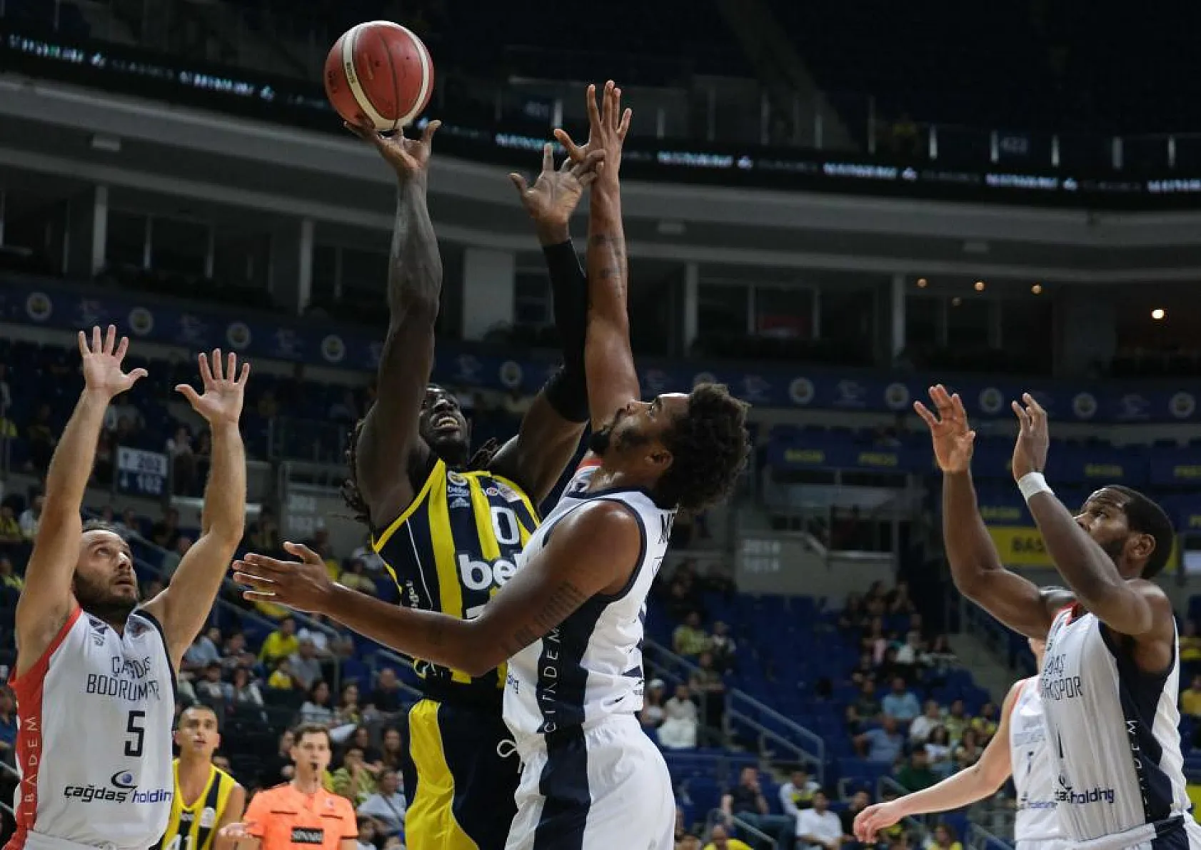 Çağdaş Bodrum, Fenerbahçe'ye Yenildi