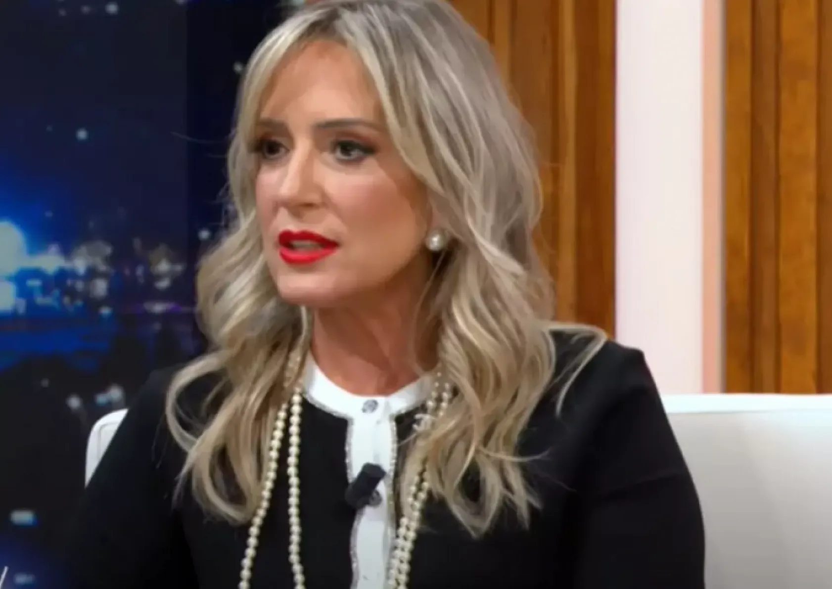 Kızılcık Şerbeti'nin Nursema'sı Ceren Karakoç'tan canlı yayında spoiler!