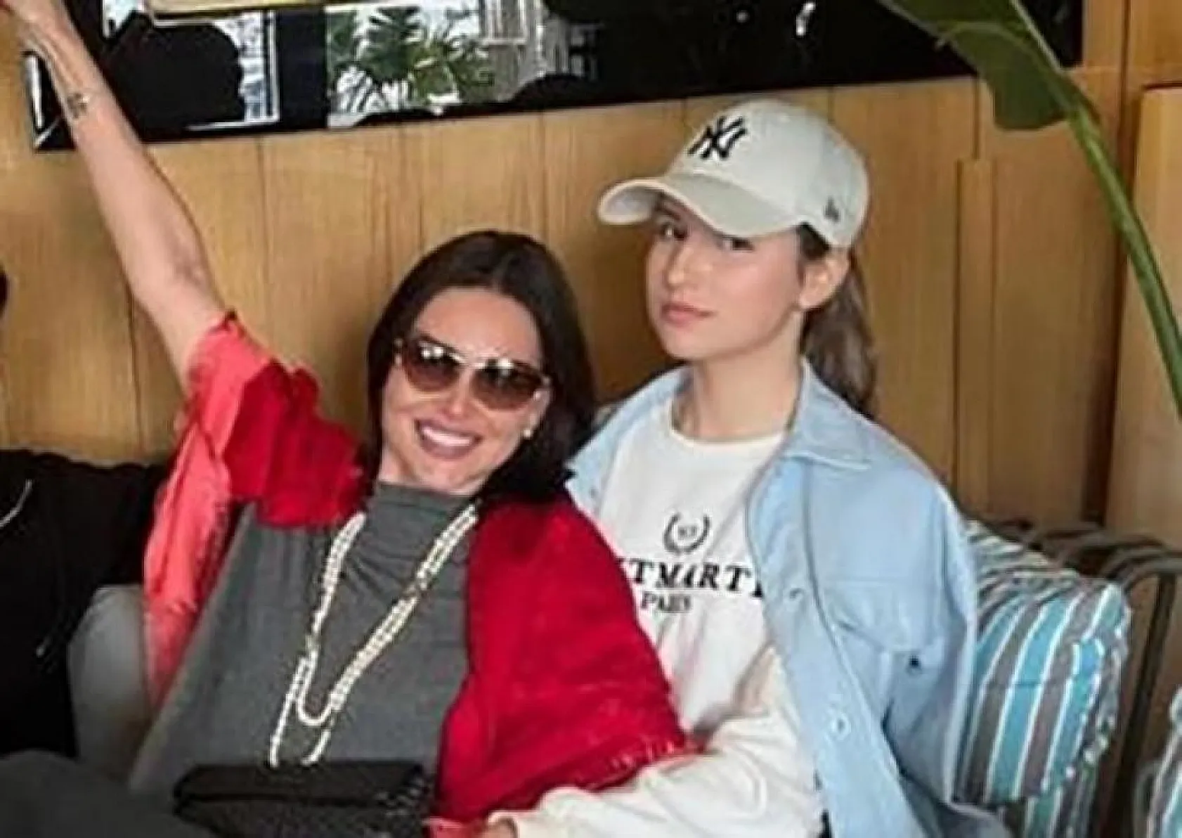 Bodrum'da eşine ve kızına kurşun yağdırıp ormana atan katil, oğluyla birlikte elini kolunu sallayarak kaçmış