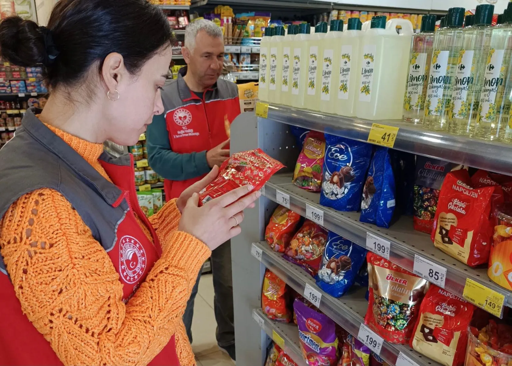 Bayramda tatlı tüketimi artarken, Muğla'da çikolata ve şekerlemelere dev denetim