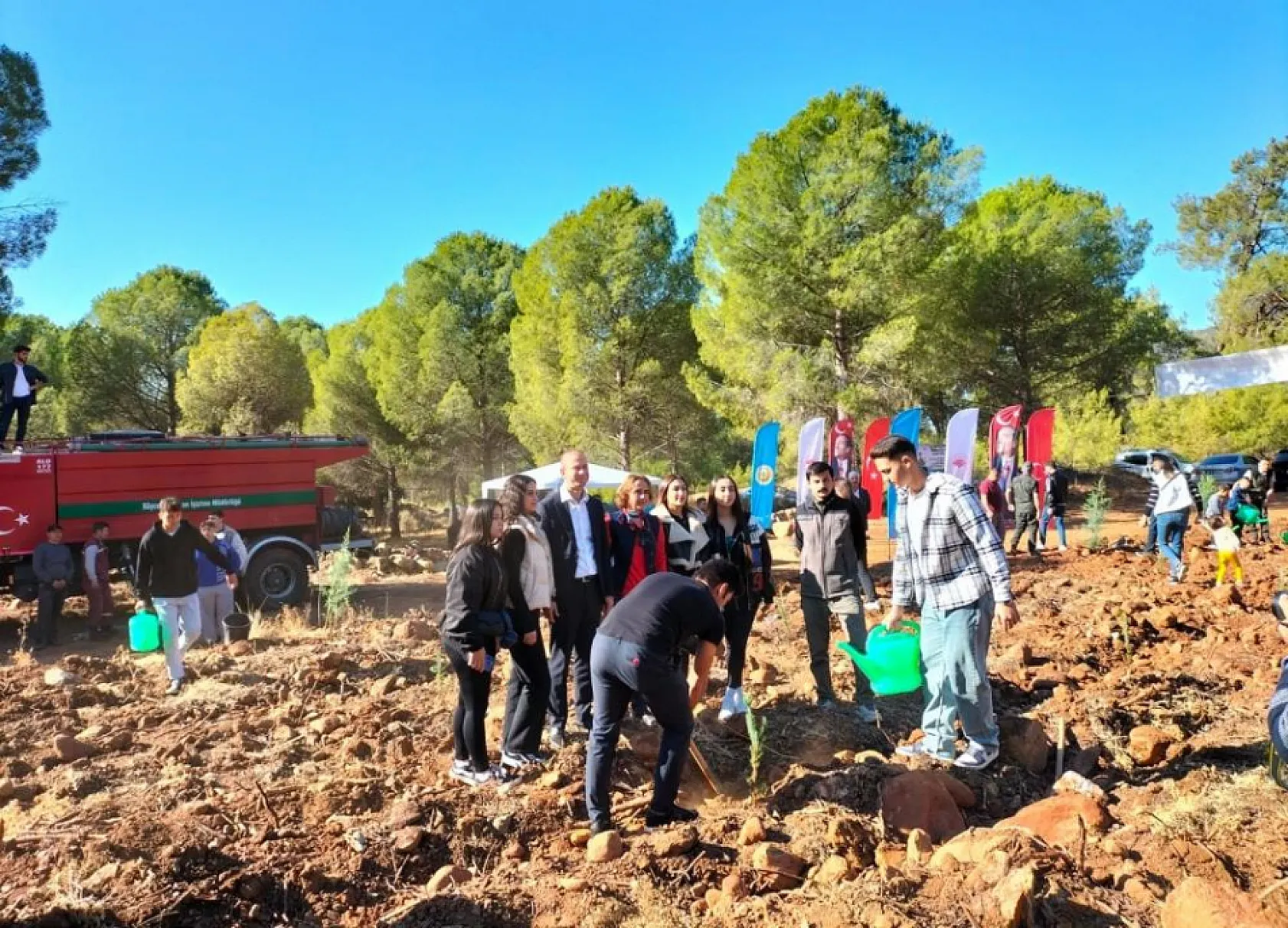 Köyceğiz'de bin 111 fidan dikildi