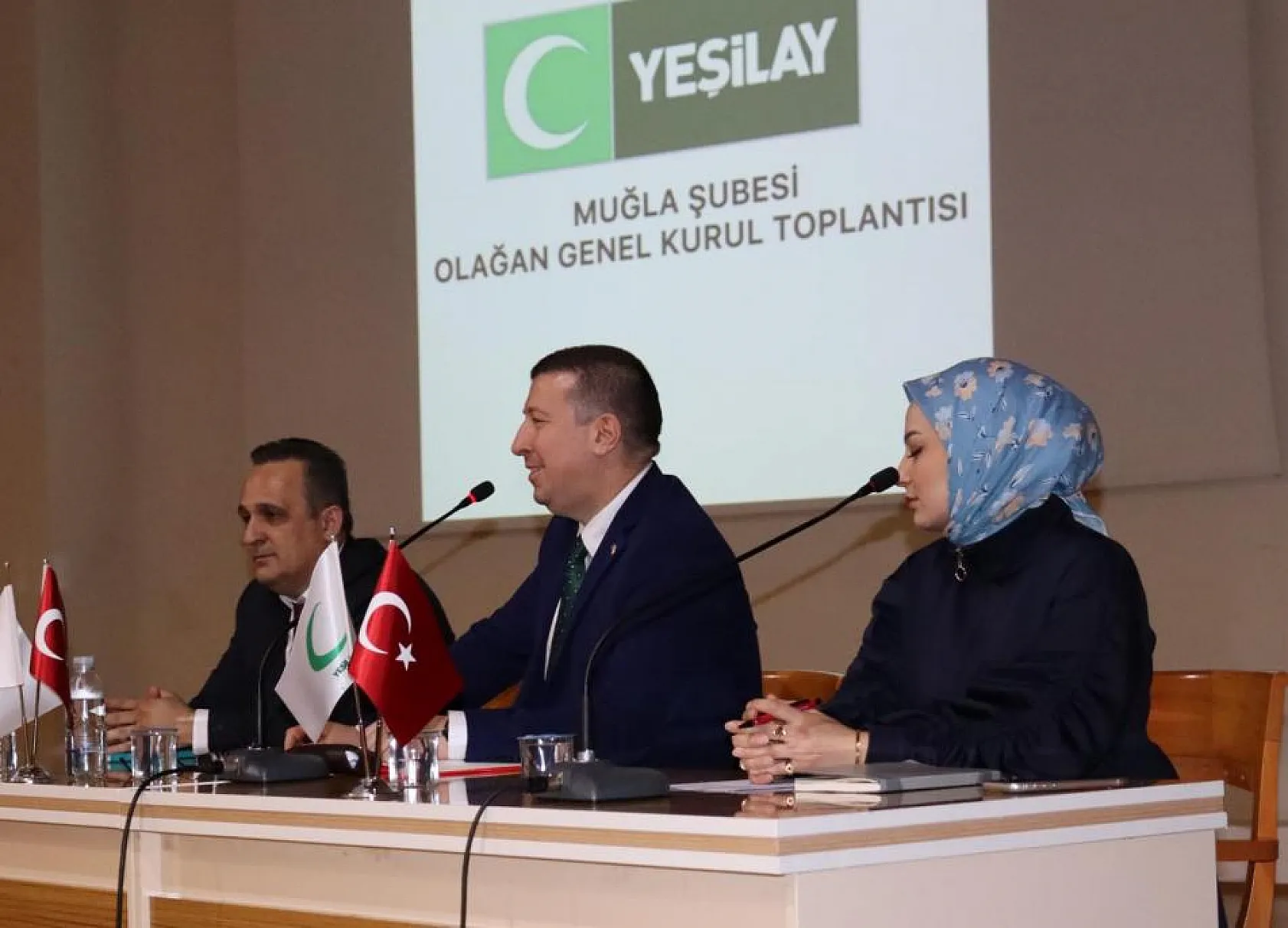 Muğla Yeşilay'da Kan Değişimi
