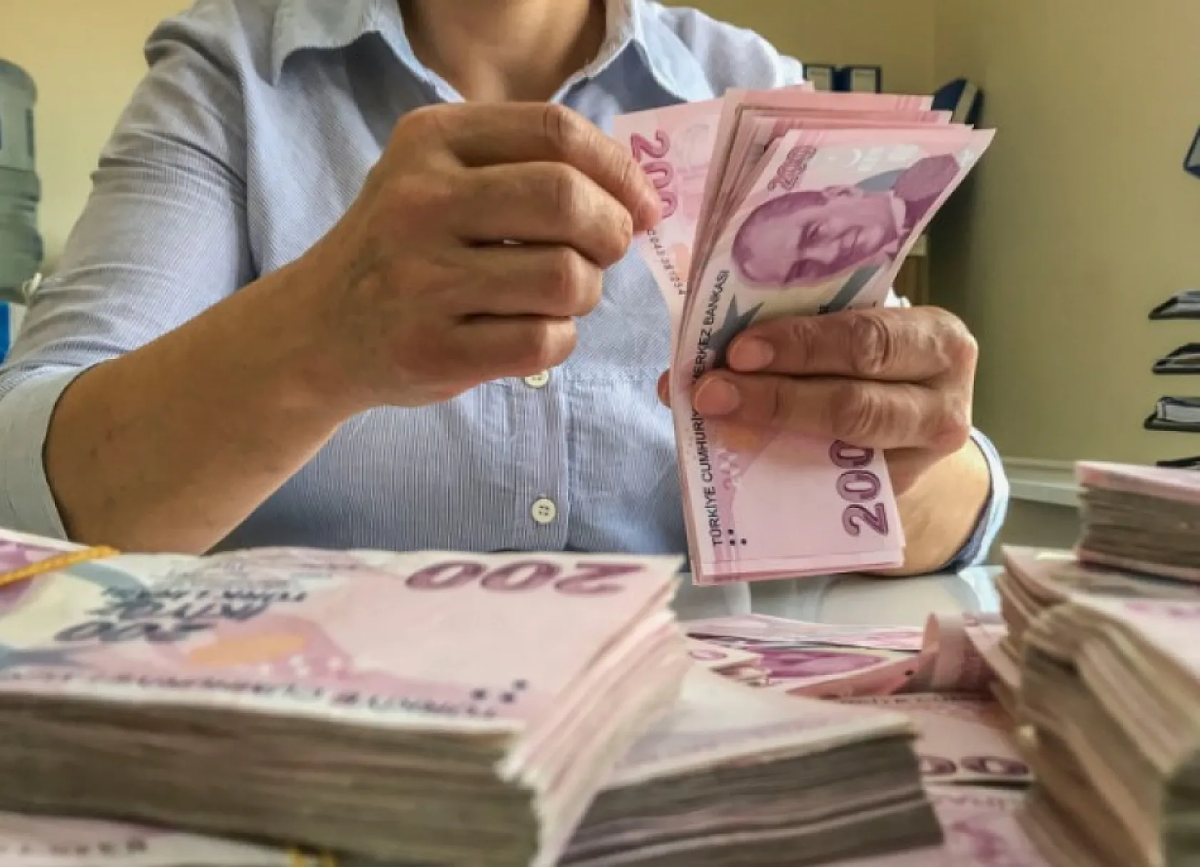 EYT'yi kıl payı kaçıranlara müjde, 1 milyon kişi emekli aday adayı