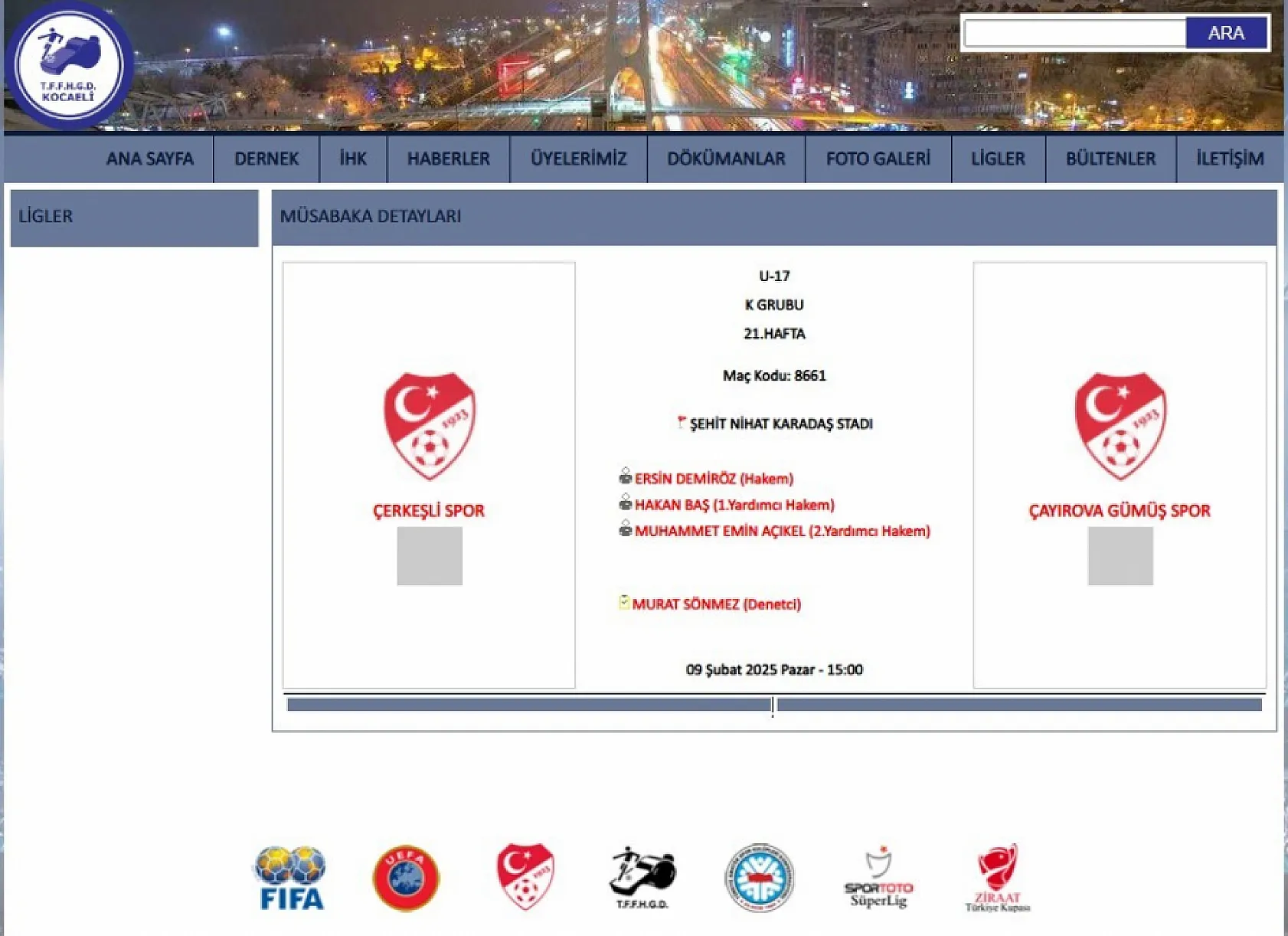 Amatör maçta oyundan atılan futbolcu hakemi bıçakladı