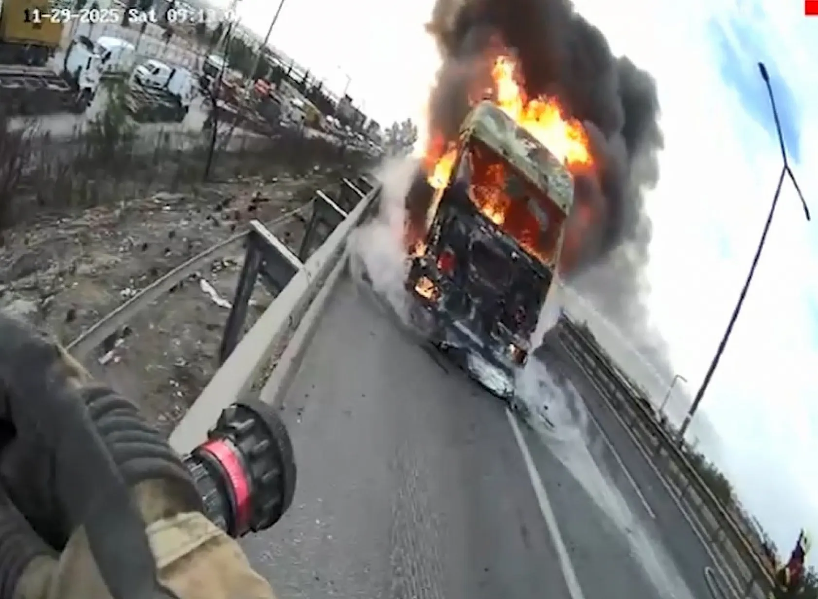 Mazot ve Benzin Yüklü Tanker Patladı