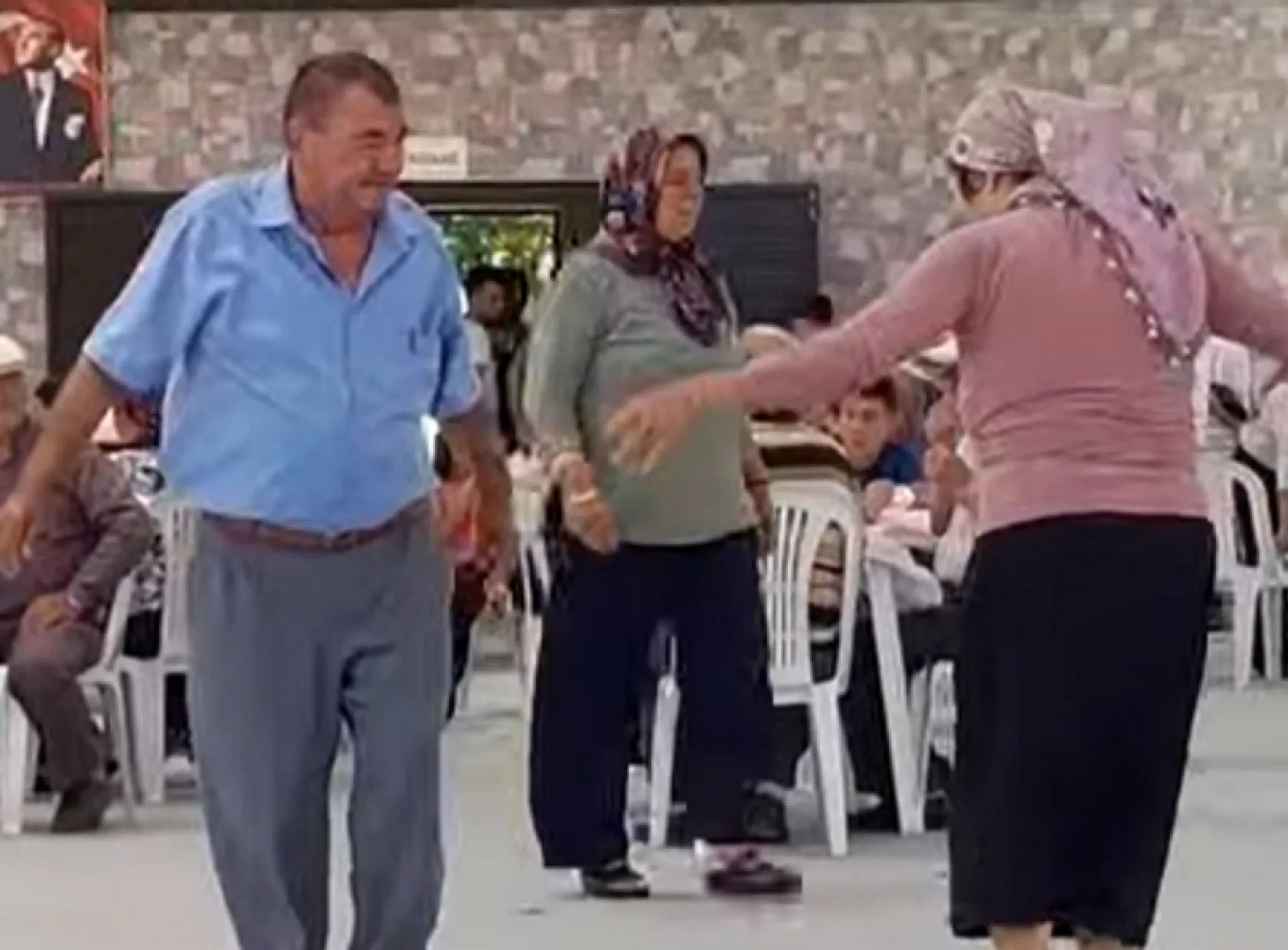 Muğlalı çift, oyunları ile sosyal medyada gündem oldu
