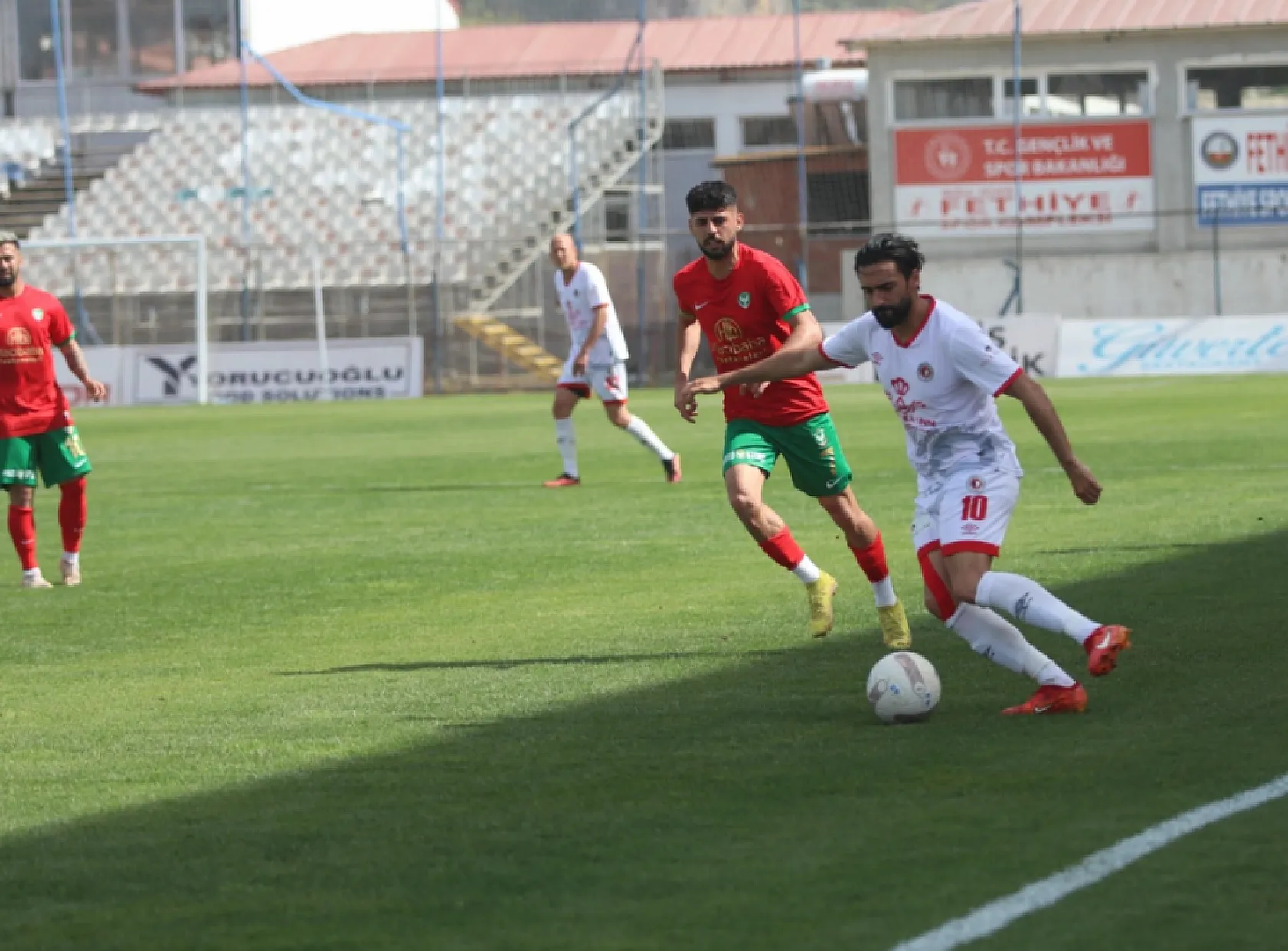 Fethiyespor evinde lider Amed Sportif'e mağlup oldu