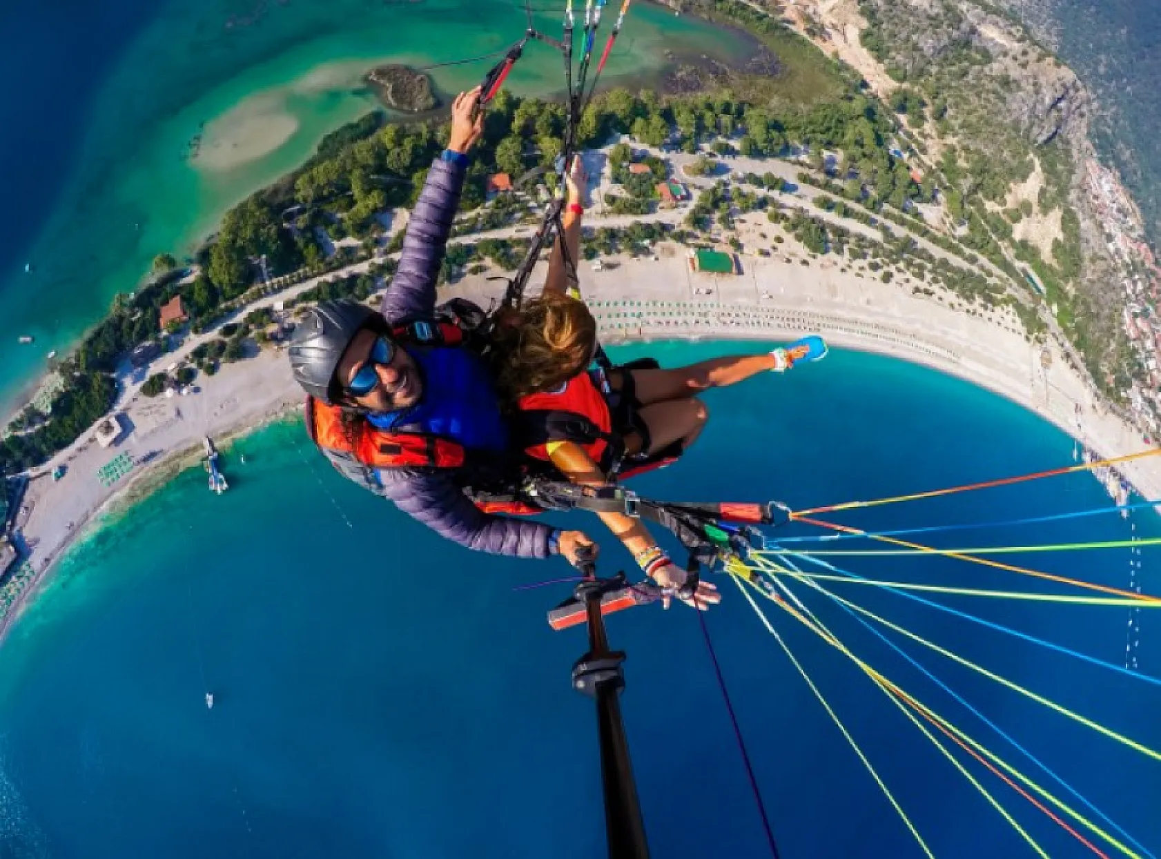 Fethiye'de Yamaç Paraşütü Deneyimi: Gökyüzünde Özgürlük Hissi