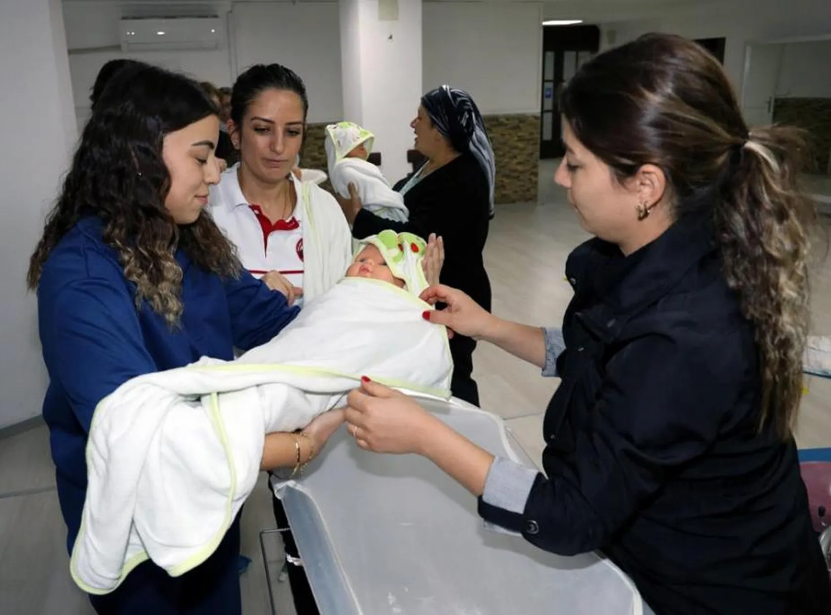 Doğuma hazırlık kursu açıldı