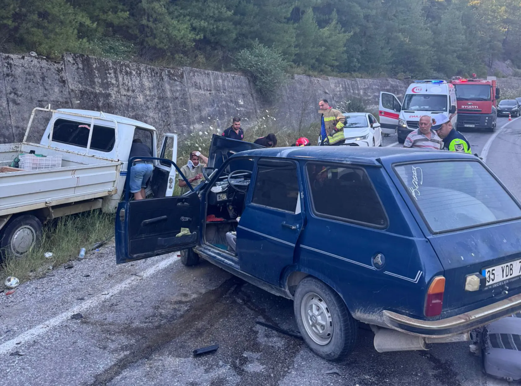 Milas'ta trafik kazası: 2 yaralı