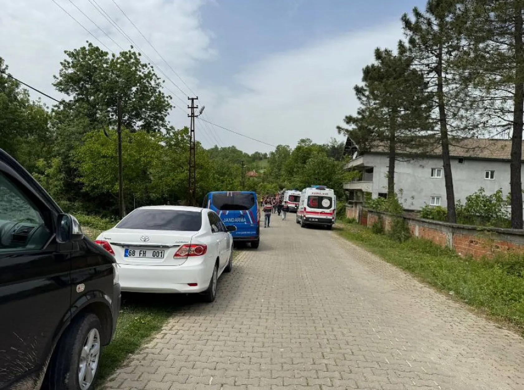 Aile içi arazi kavgası: 3 ölü, 1 yaralı