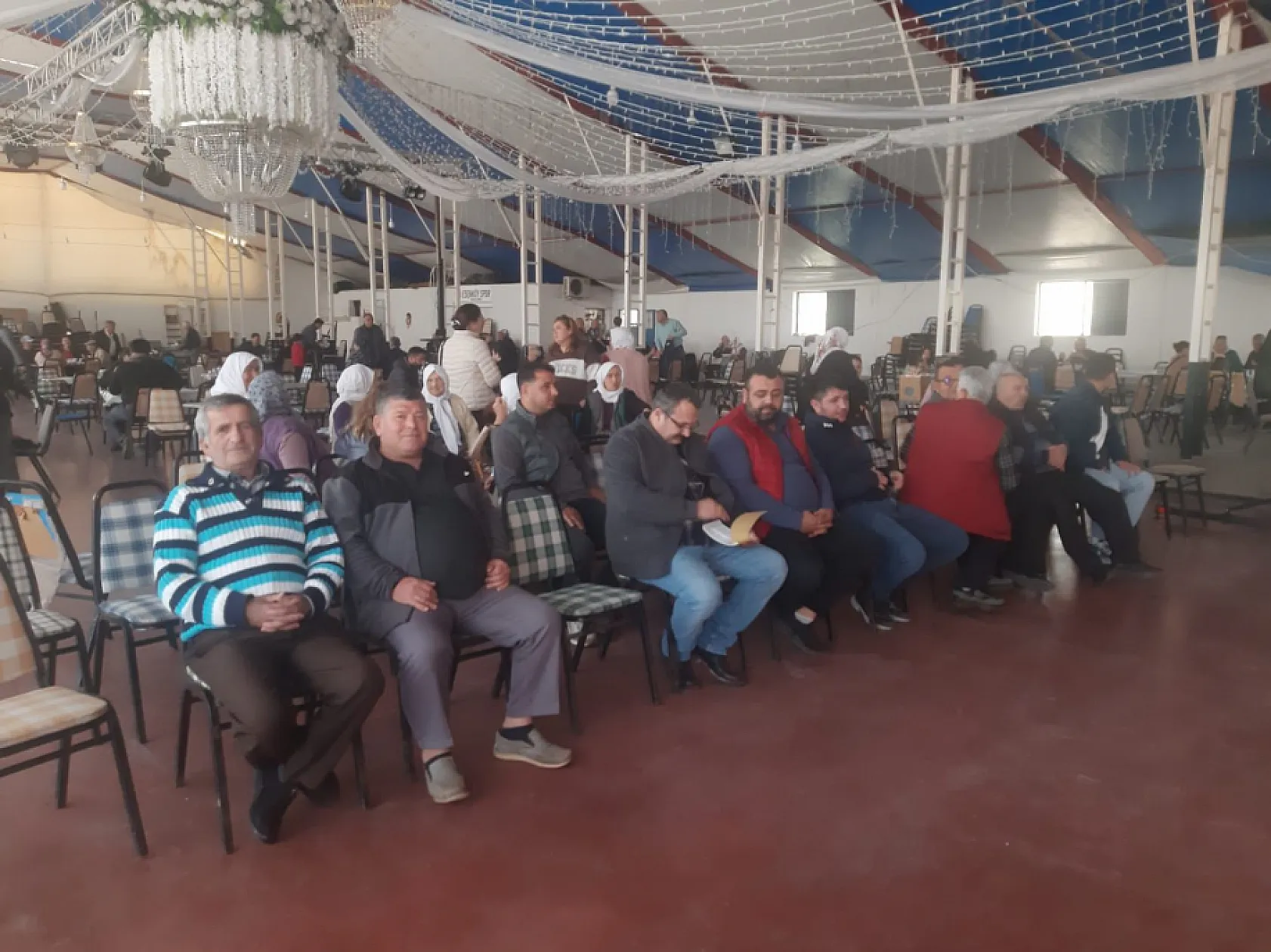 Esenköy ve Yayla Dont Derneği'nde Hasan Tokatçı yeniden başkan seçildi