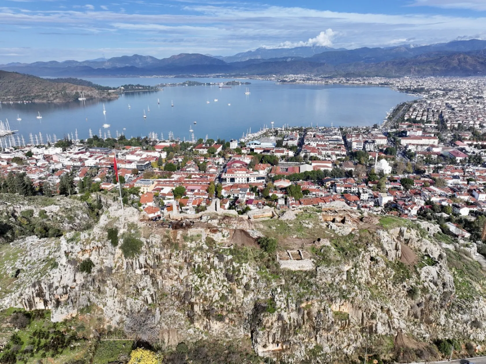 Fethiye Kalesi kazısından çıkan buluntular 2 bin 600 yıl öncesine ışık tutuyor