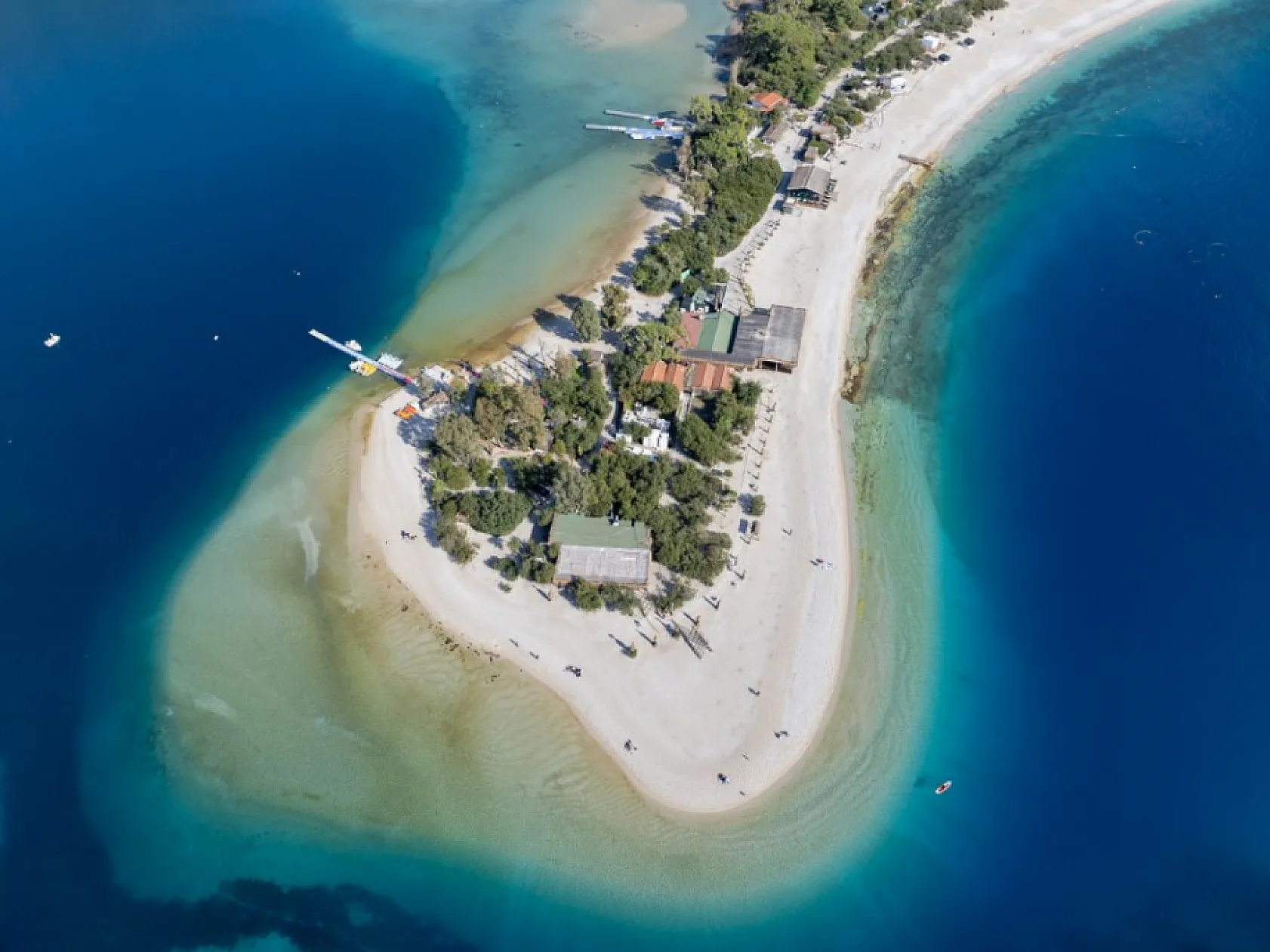 Türkiye'nin tanıtım yüzü Kumburnu Plajı, 2024'te yaklaşık 1,5 milyon turist ağırladı