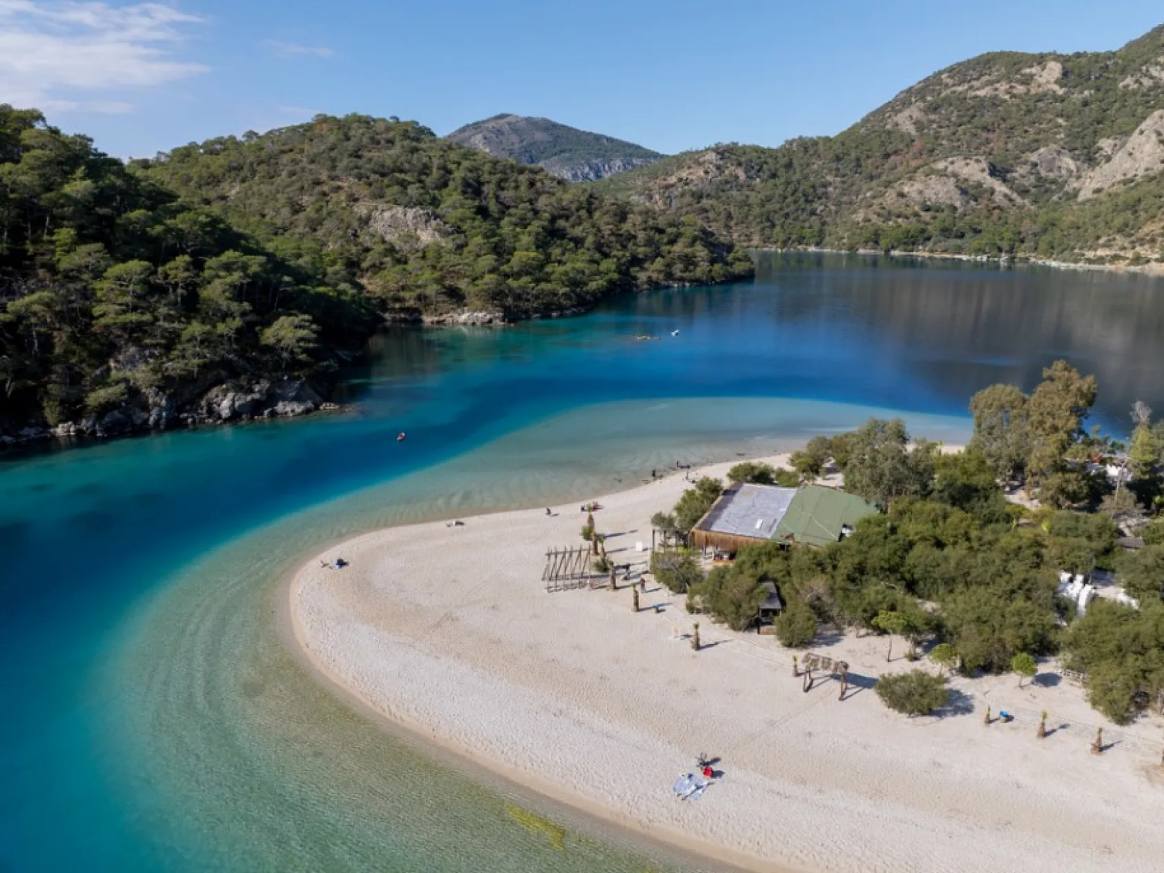 Türkiye'nin tanıtım yüzü Kumburnu Plajı, 2024'te yaklaşık 1,5 milyon turist ağırladı