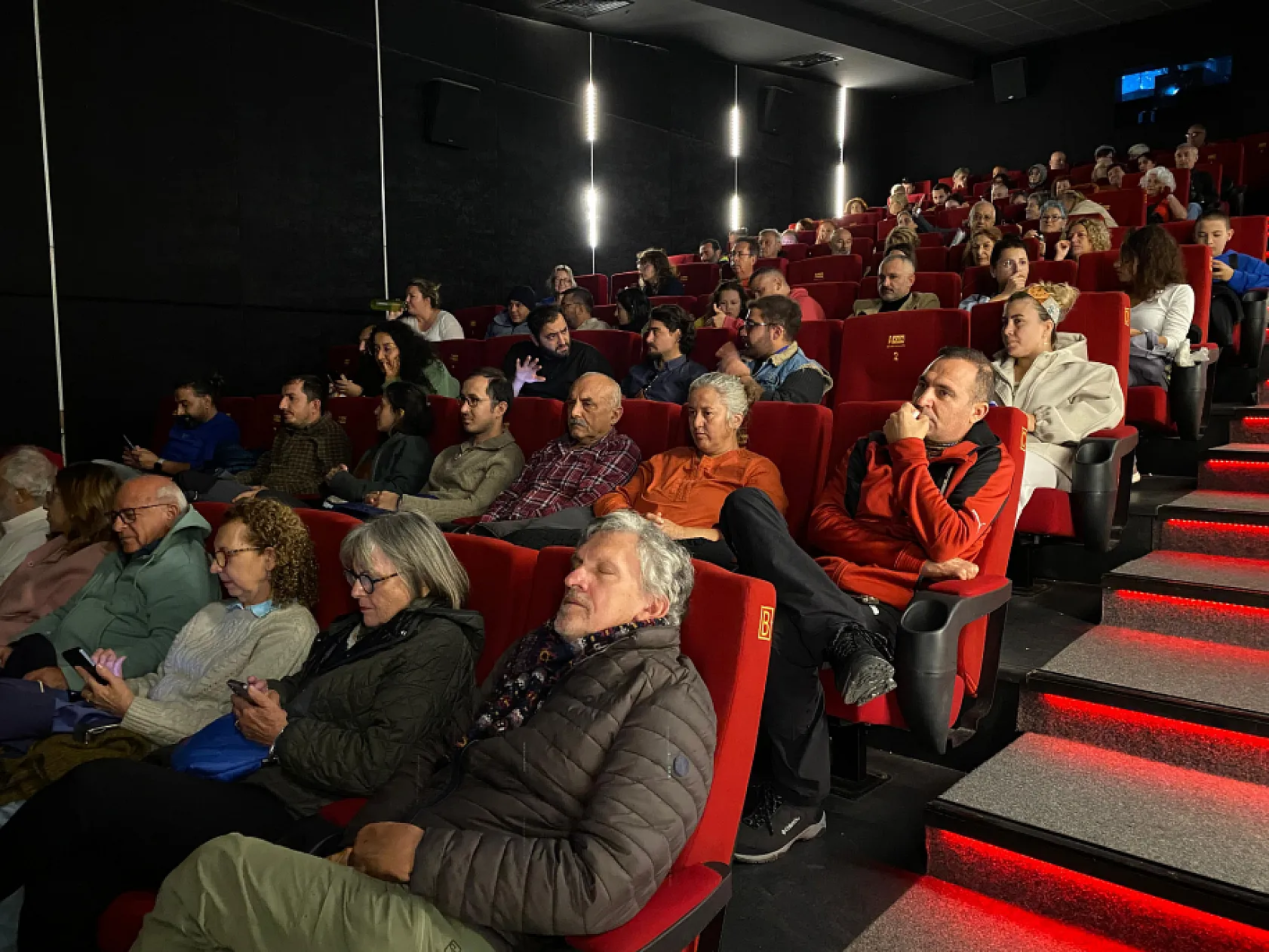 Fethiye'nin köylerinden ilham alan 'Balinanın Bilgisi' filmi tam not aldı