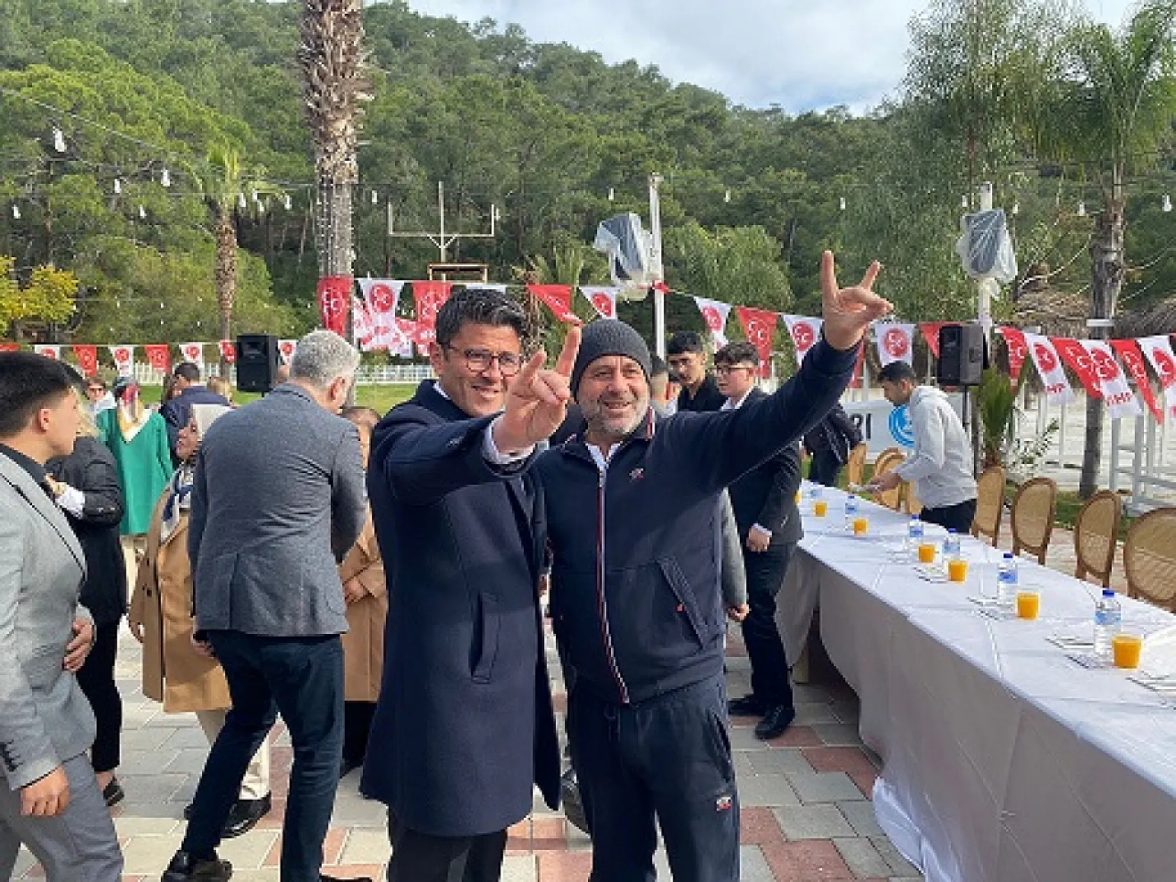Kökten, 'Efendilik Değil Hizmetkarlık Yapmaya Geliyoruz'