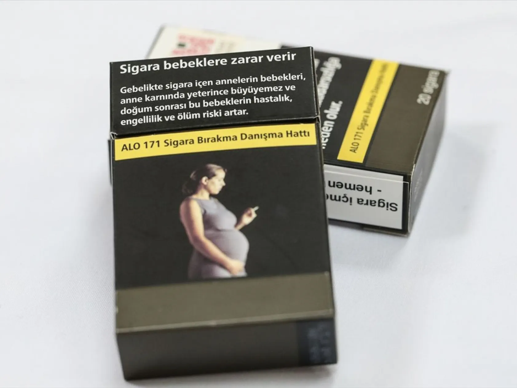 Sigara paketleri yine değişiyor, yeni paketler nasıl olacak?